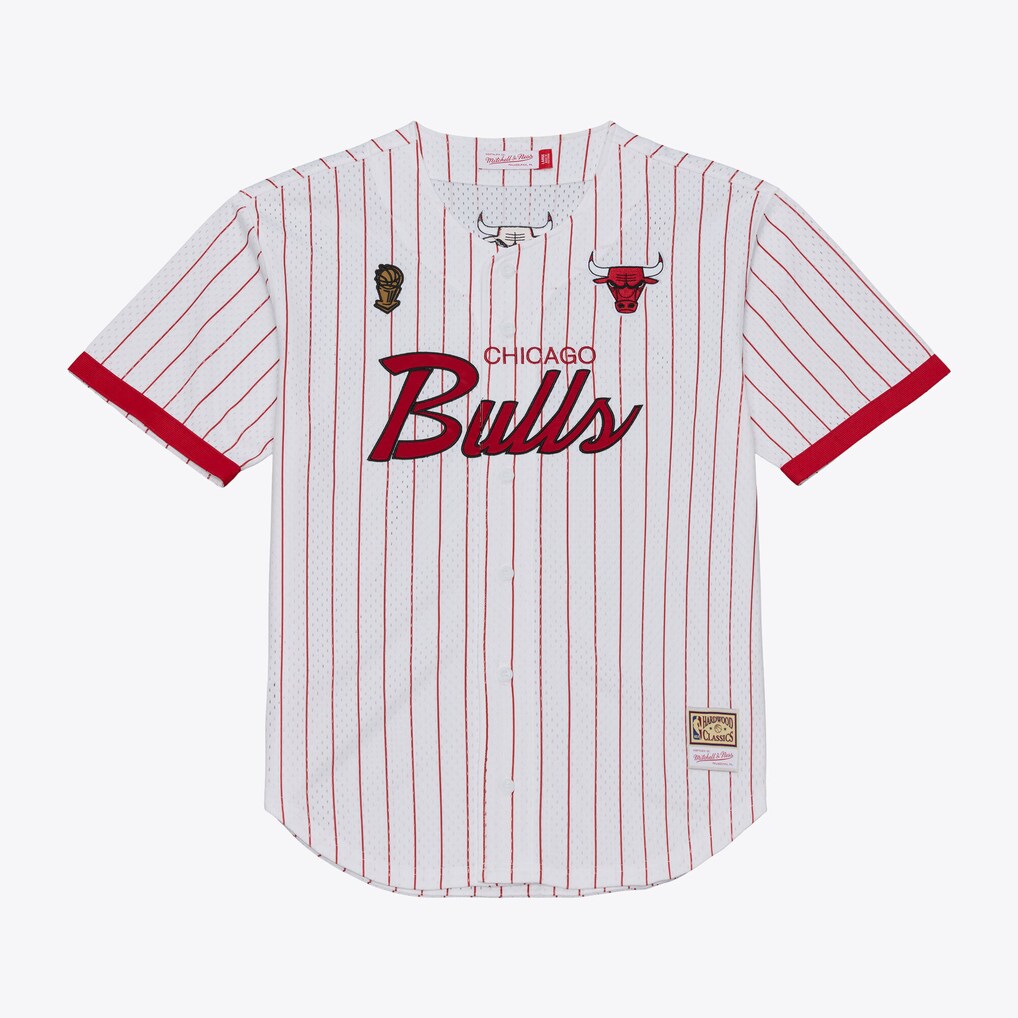 Men's Chicago Bulls Mitchell & Ness White Head Coach Pinstripe Mesh Full-Button Baseball Jersey - Ujersey Shop