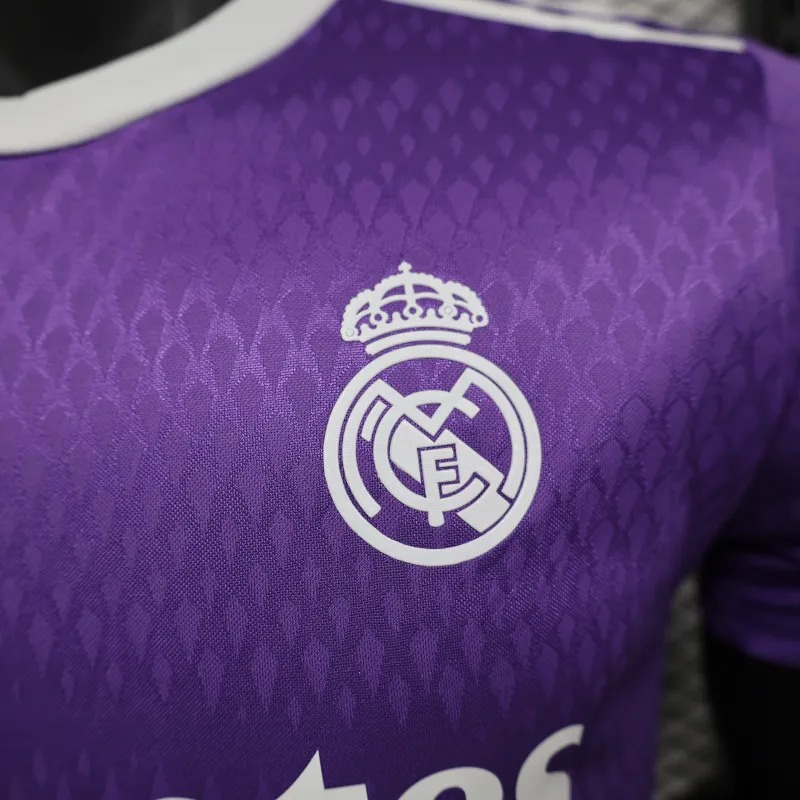 Real Madrid Retro Jersey Away Soccer Shirt 2016/17