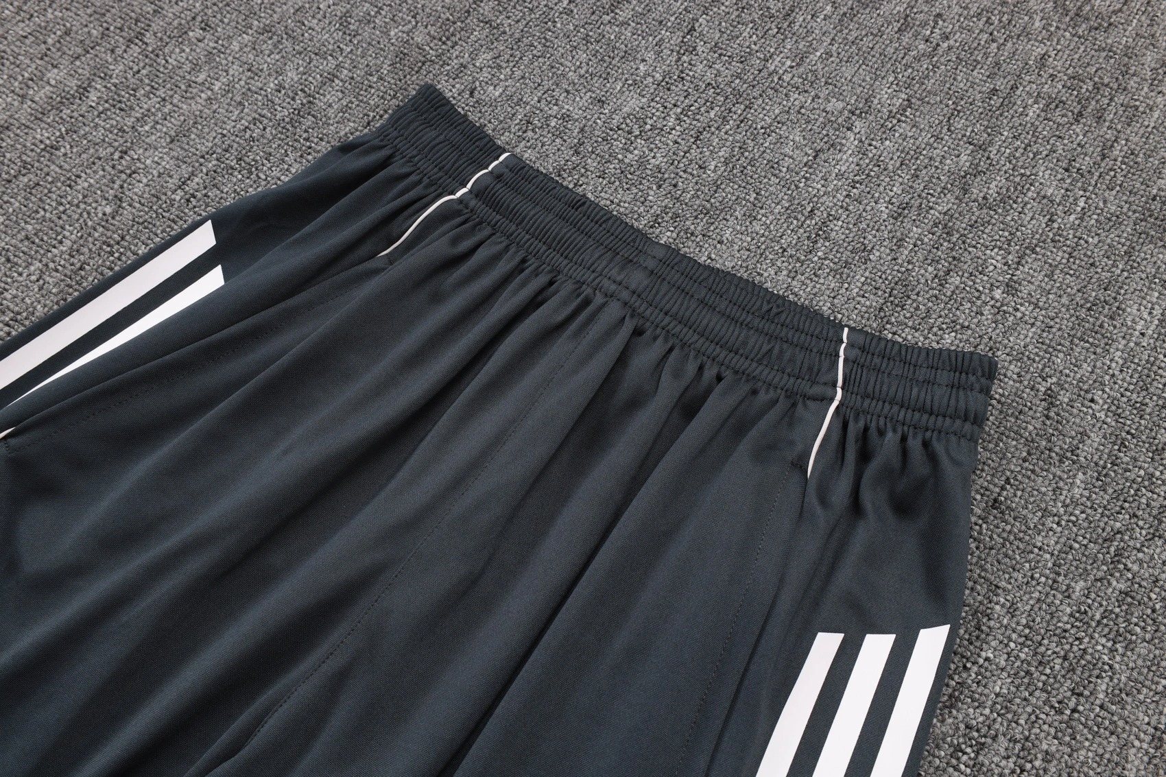 Real Madrid Training Jersey Kit Gray 2025/26