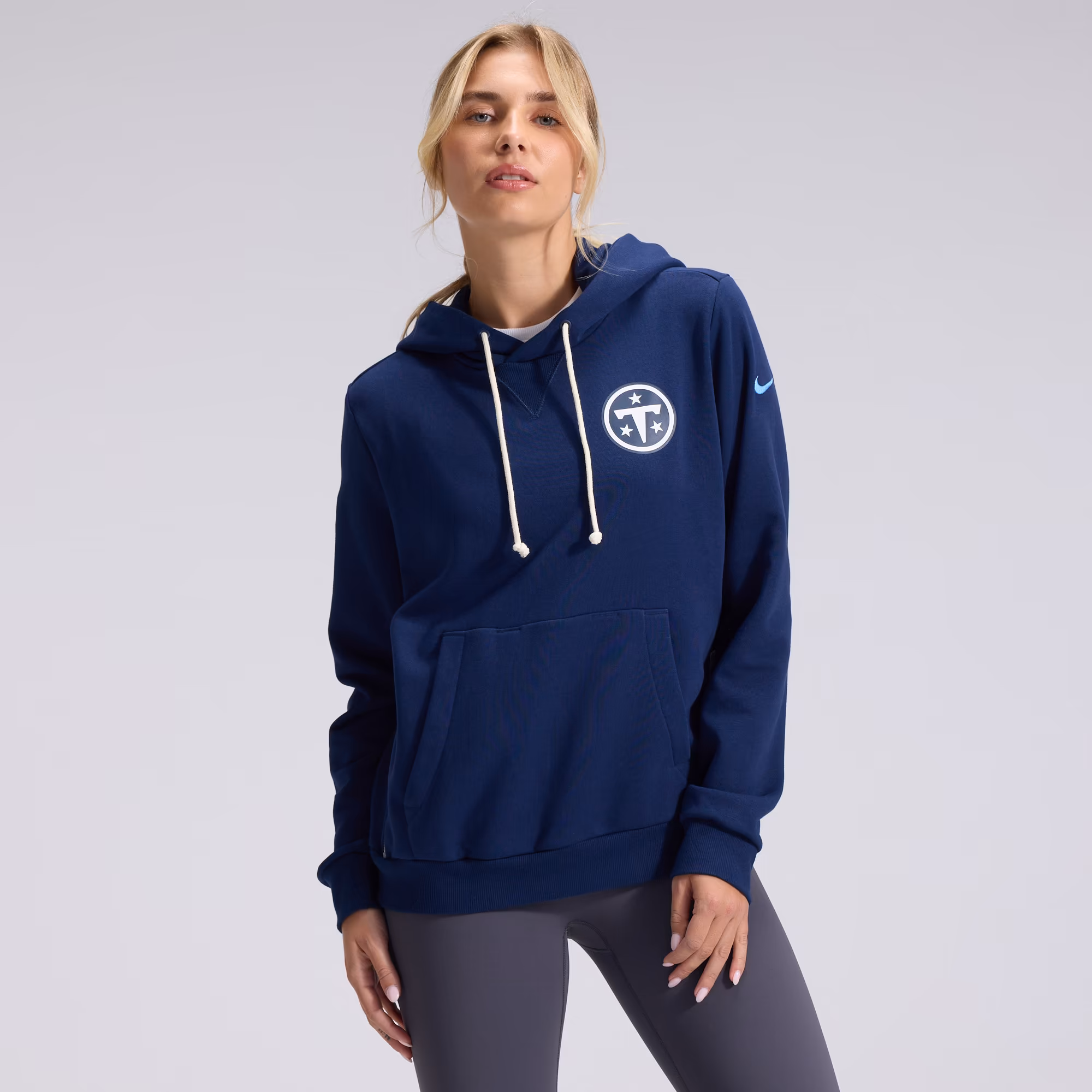 Women's Tennessee Titans  Nike Navy 2026 Rivalries Collection Standard Issue Sideline Pullover Hoodie - U-jersey