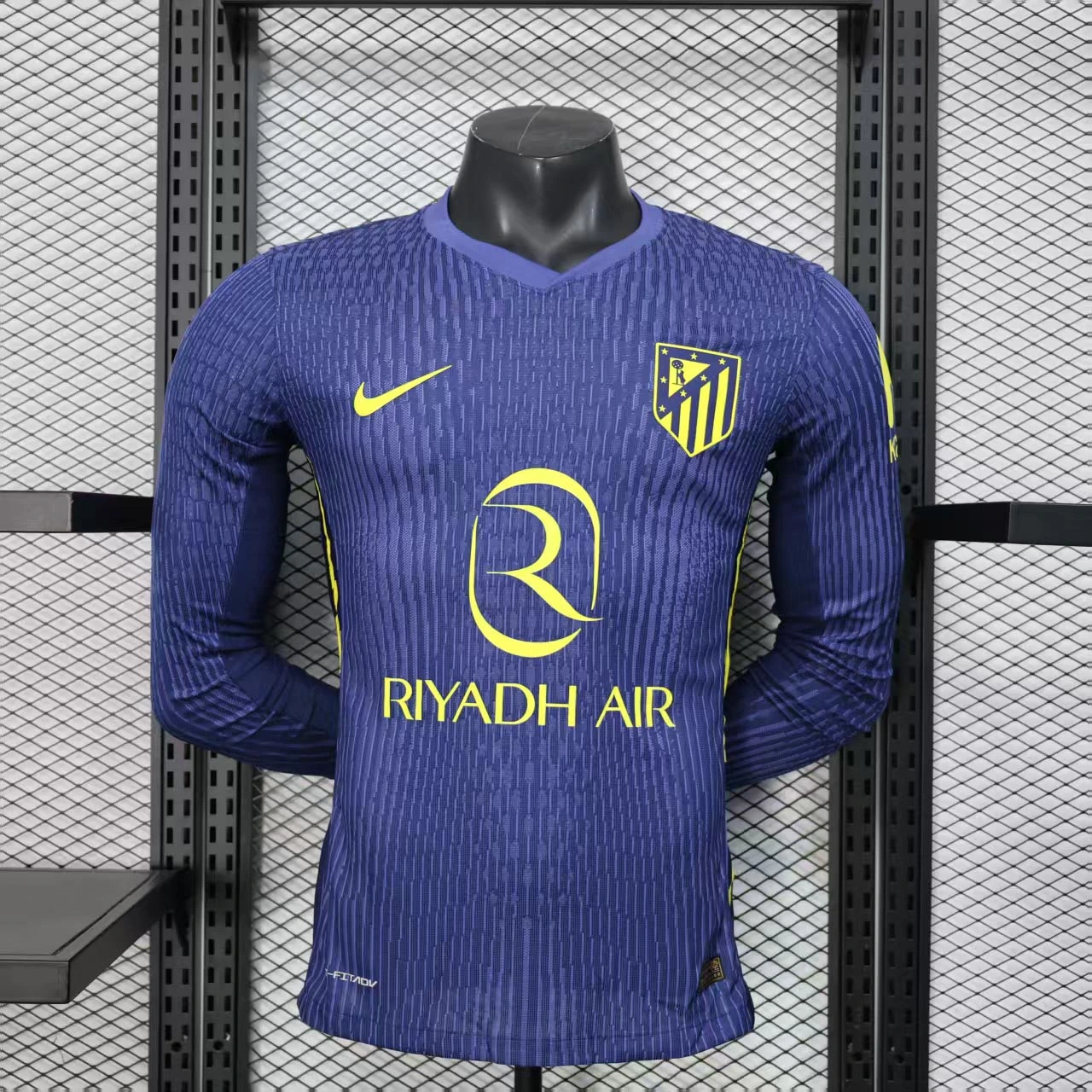 Soccer Jersey Atletico Madrid Away Long Sleeve Shirt 2025/26