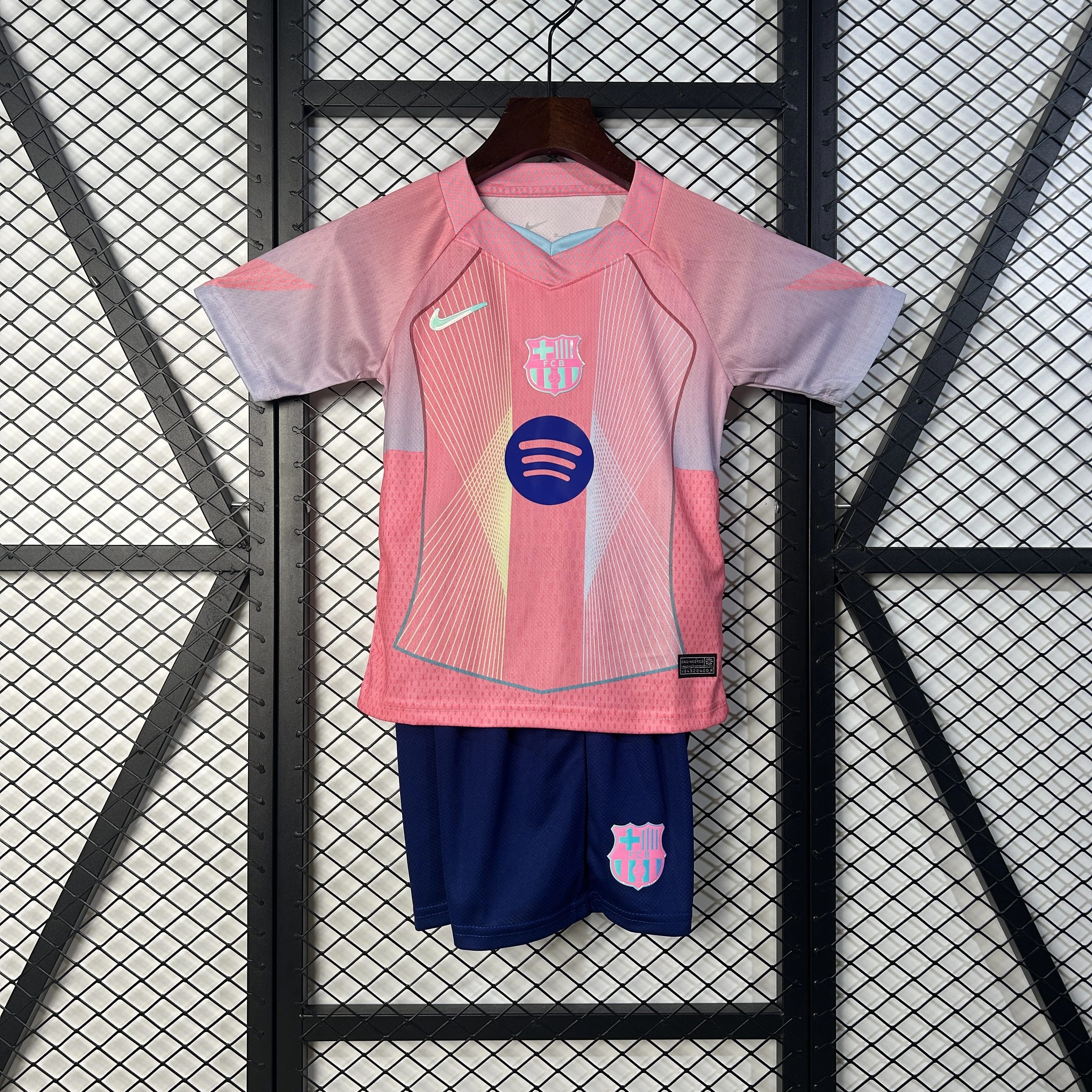Barcelona Pink Special Edition Soccer Kids Kit Jersey+Shorts 2025/26 - U-jersey