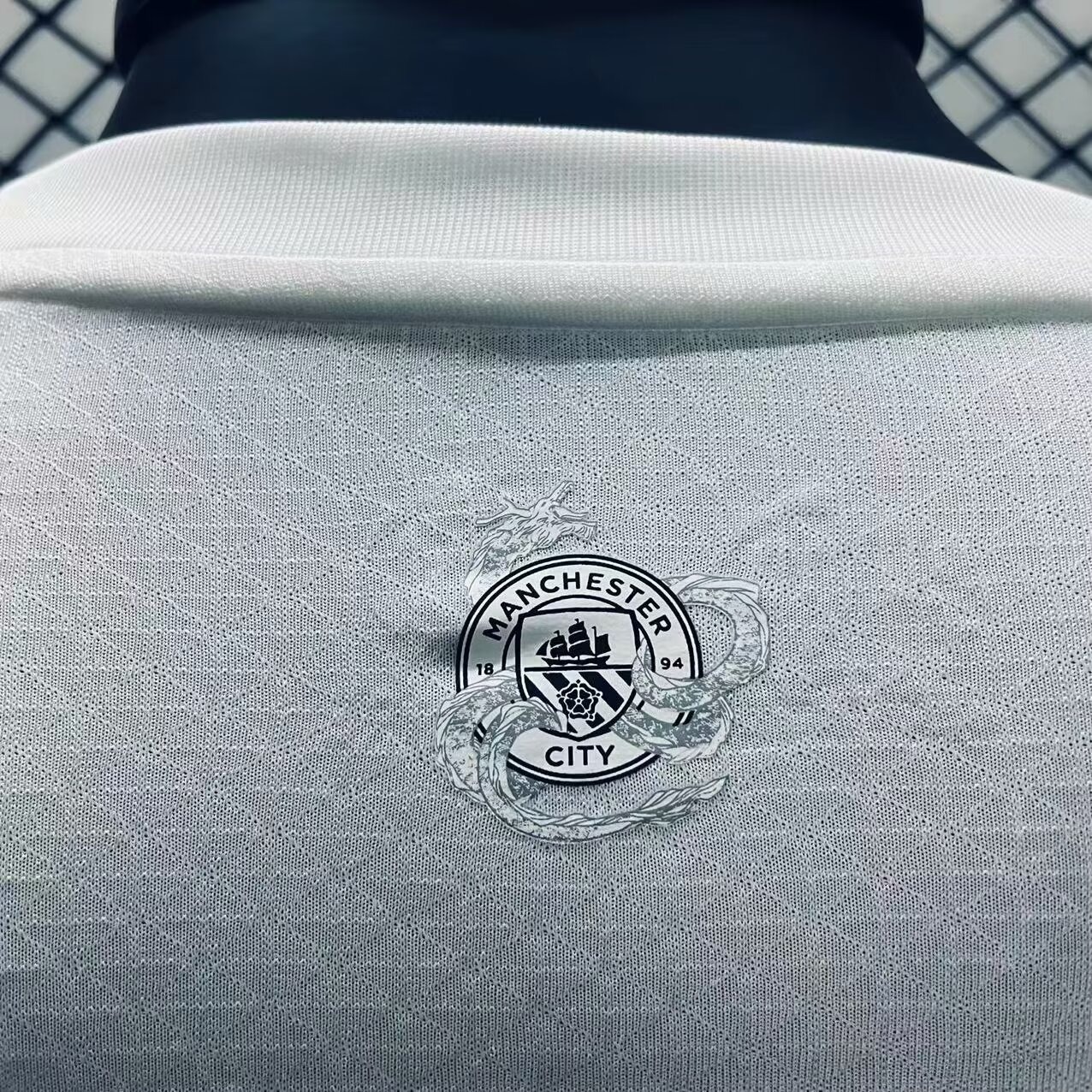 Manchester City  Dragon Special Edition Long Sleeve Football Jersey Shirt 2024/25 - U-jersey