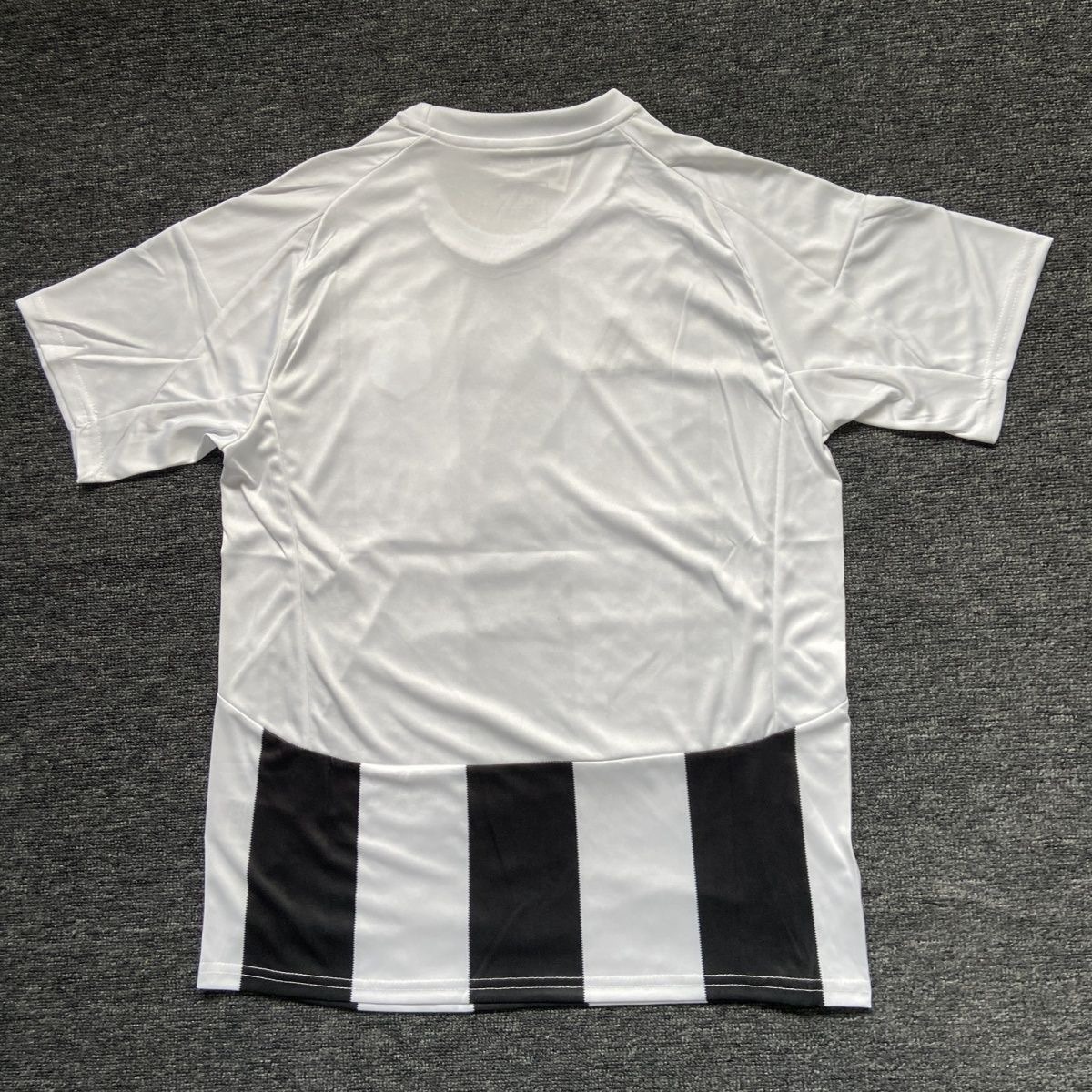 Beşiktaş Third Away Football Jersey Custom Shirt 2024/25 - ujerseystore