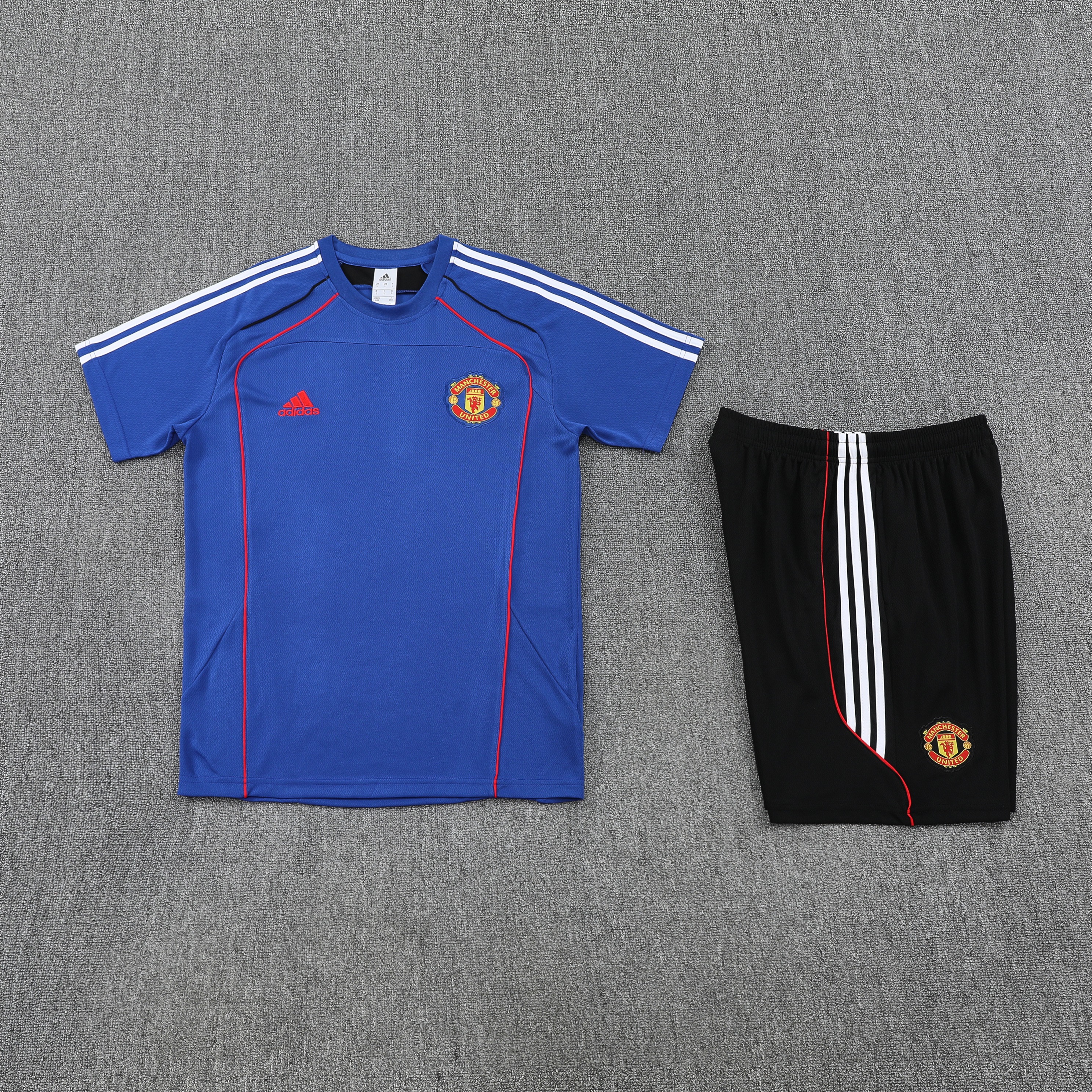 Manchester United Training Jersey Kit Blue 2025/26 - U-jersey