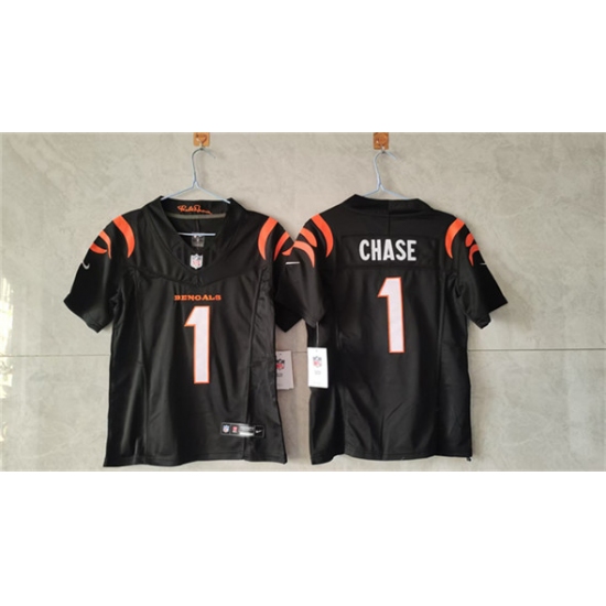 Women's Cincinnati Bengals #1 Ja'Marr Chase Black F.U.S.E. Vapor Football Stitched Jersey(Run Small) - Ujersey