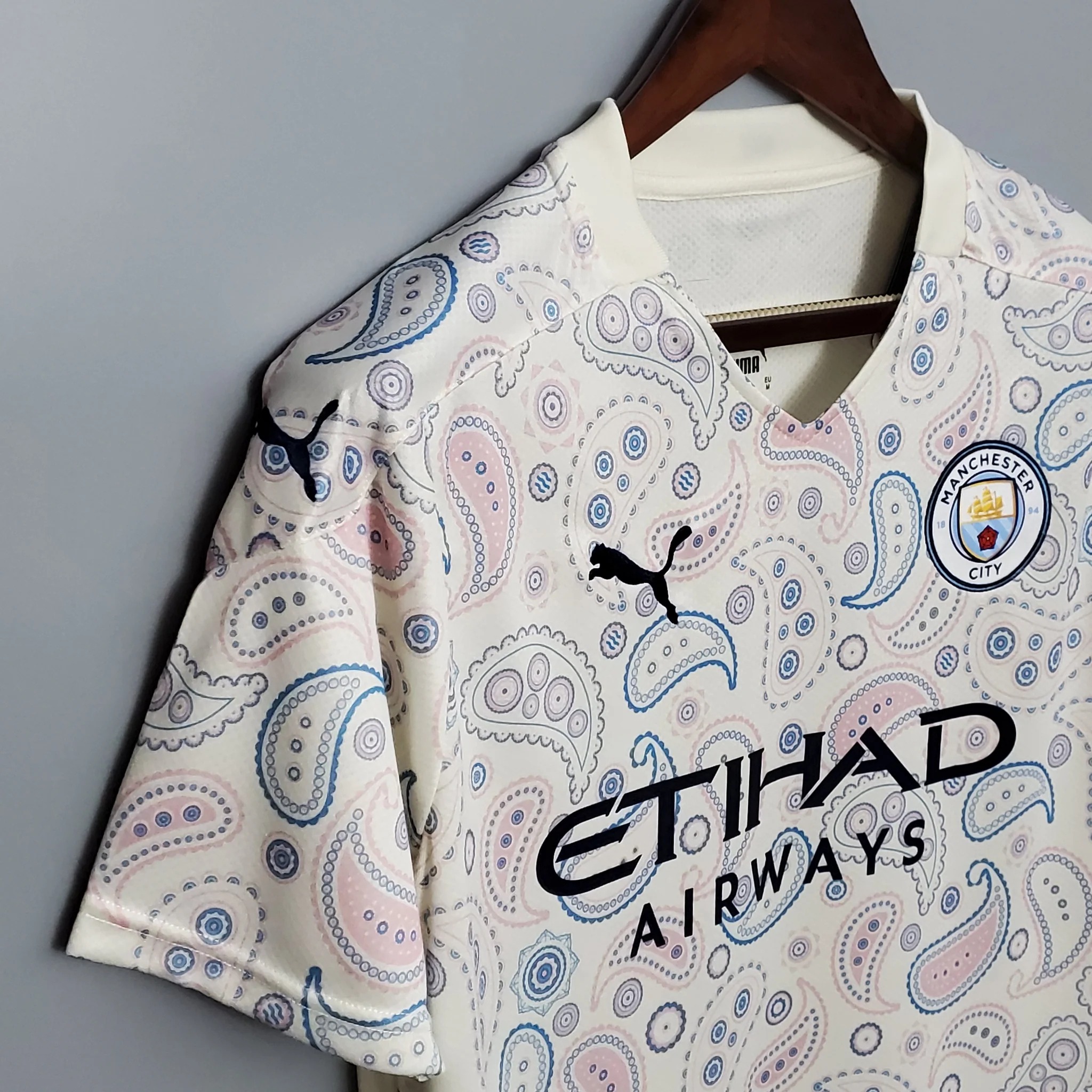 Manchester City Retro Football Jersey Away Shirt 2020/21