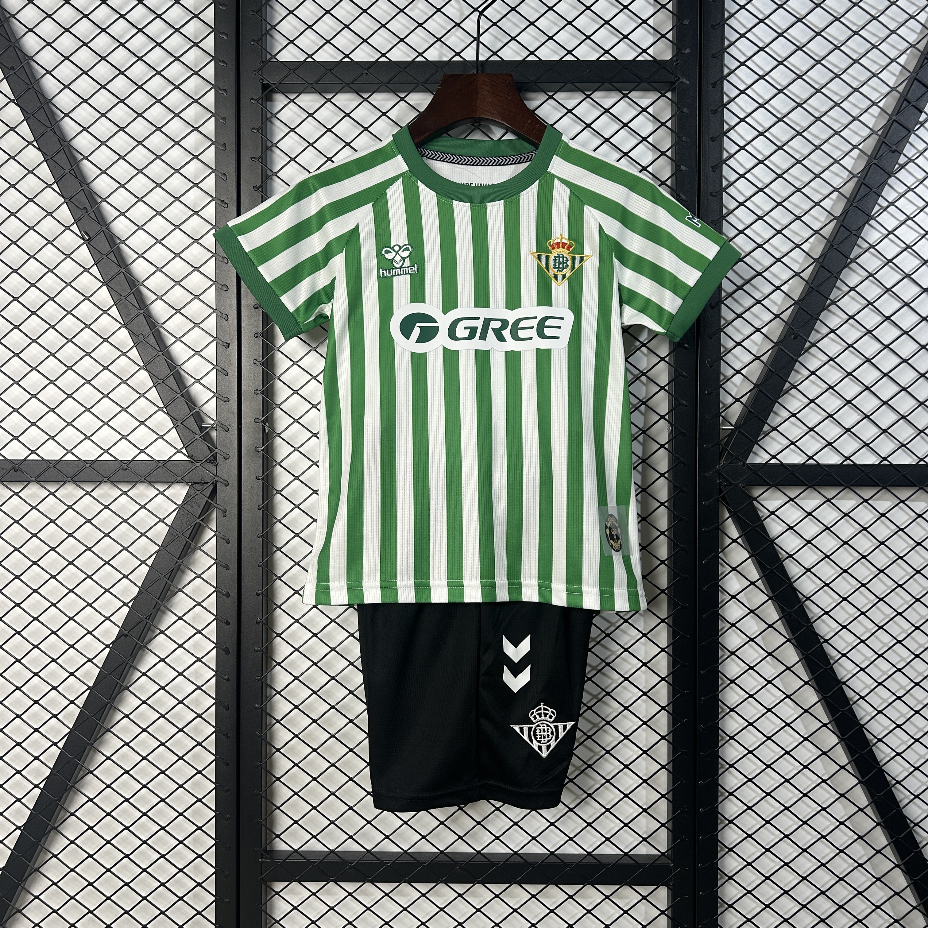Real Betis  the Conference League Final Kids Kit Jersey+Shorts 2024/25 - Ujersey NHL
