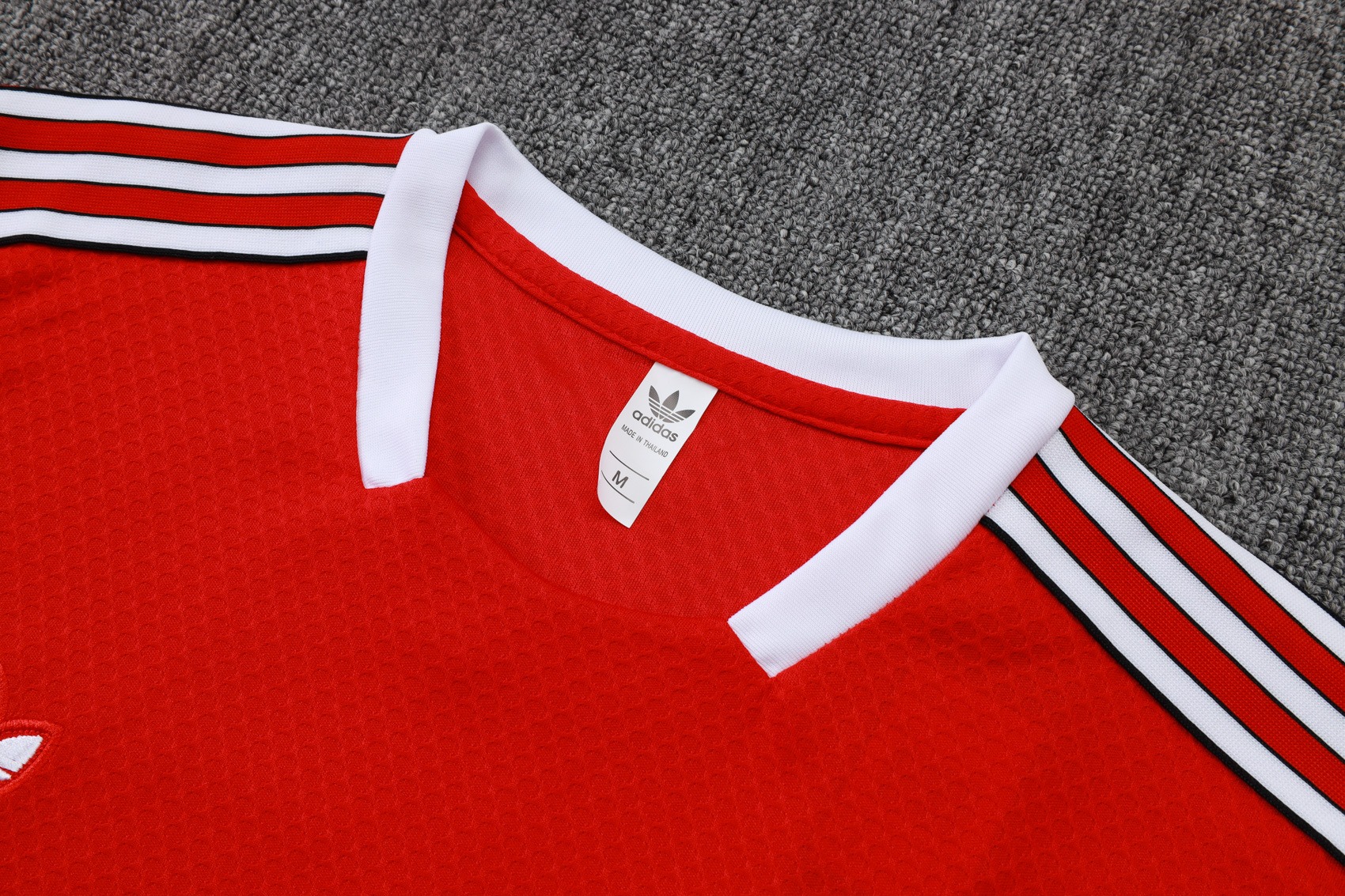 Manchester United Training Jersey Kit Red 2025/26 - U-jersey