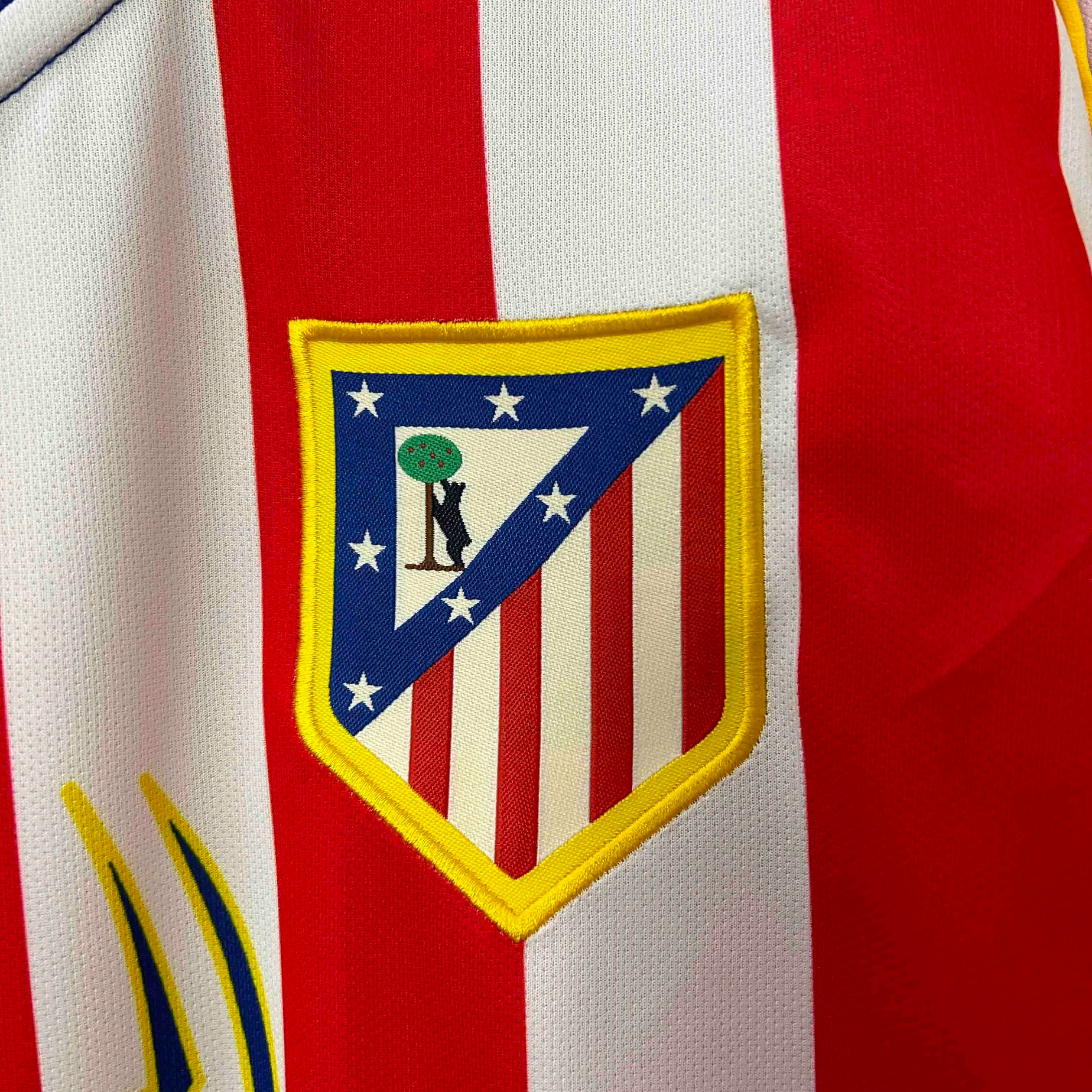Atletico Madrid Retro Soccer Jersey Home Long Sleeve Shirt 2004/05 - U-jersey