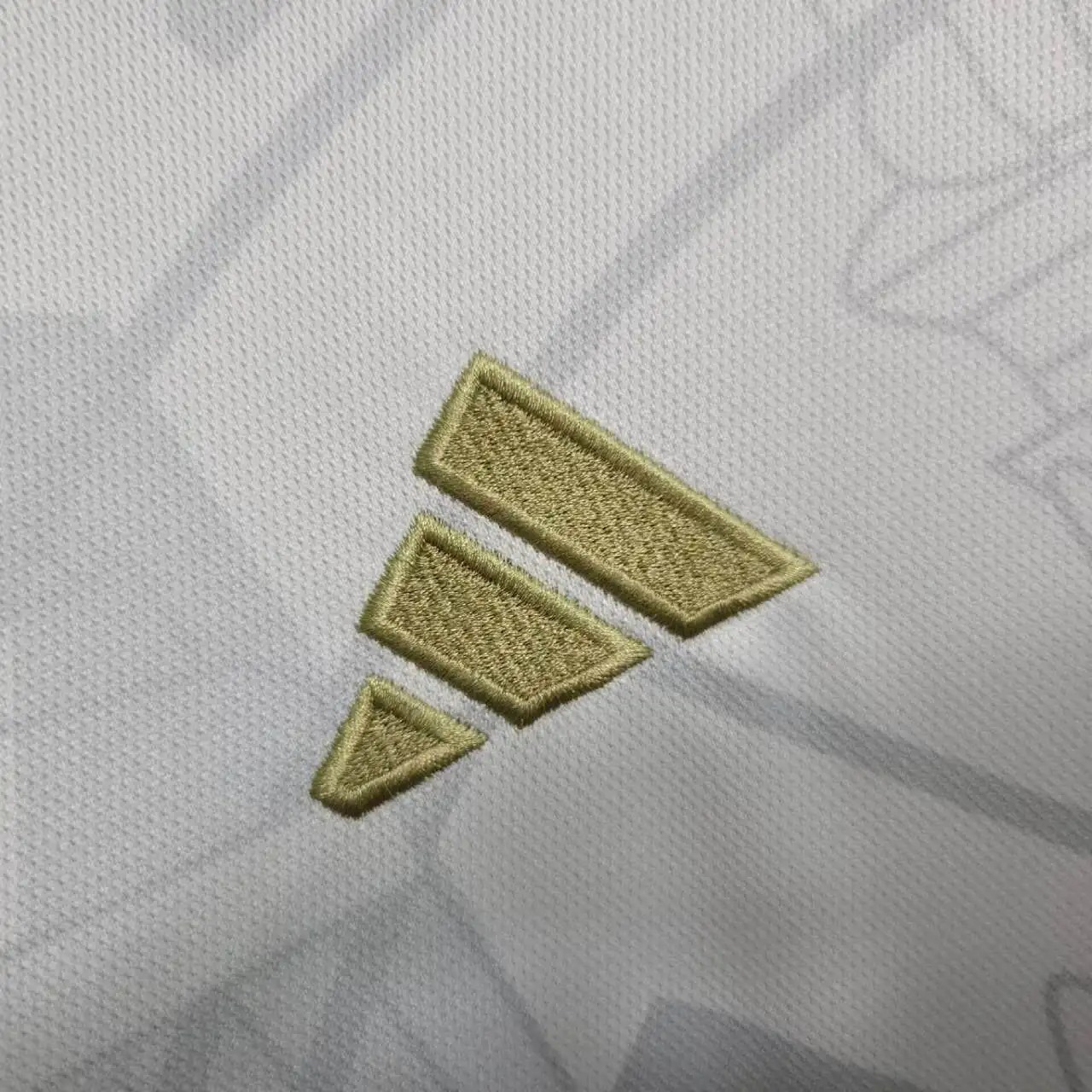 Real Madrid Soccer Jersey Golden & White Custom Shirt 2023/24 - Ujersey