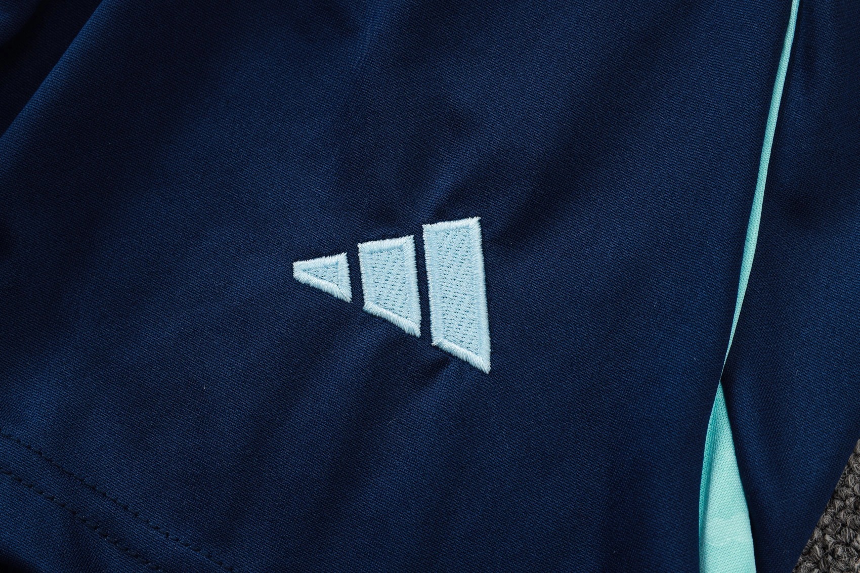 Arsenal Training Jersey Kit Green 2025/26 - U-jersey