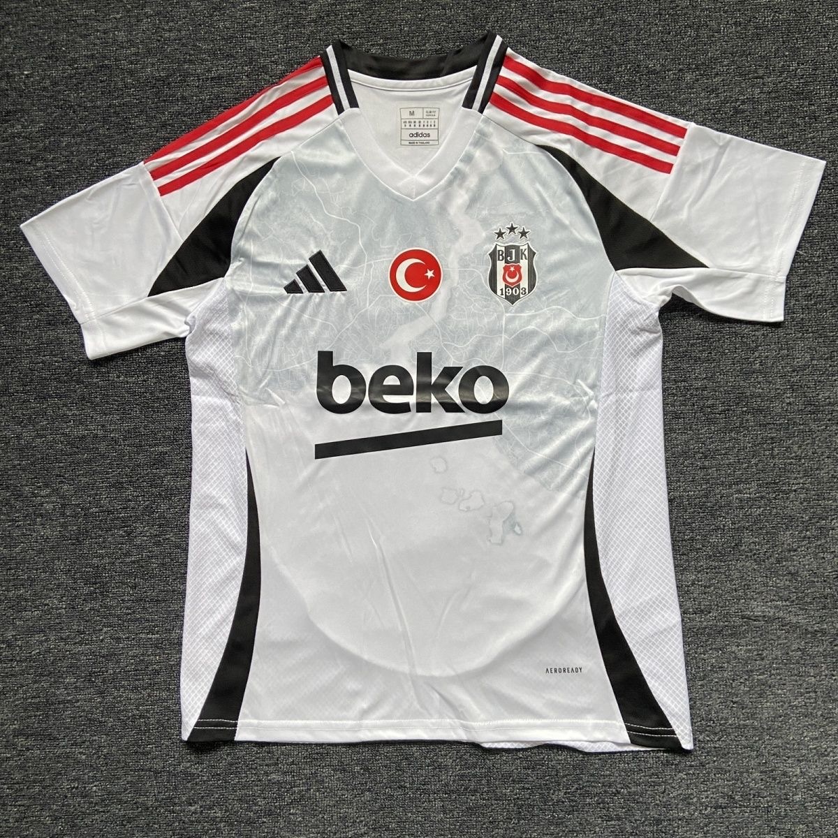 Beşiktaş Home Football Jersey Custom Shirt 2024/25 - ujerseystore