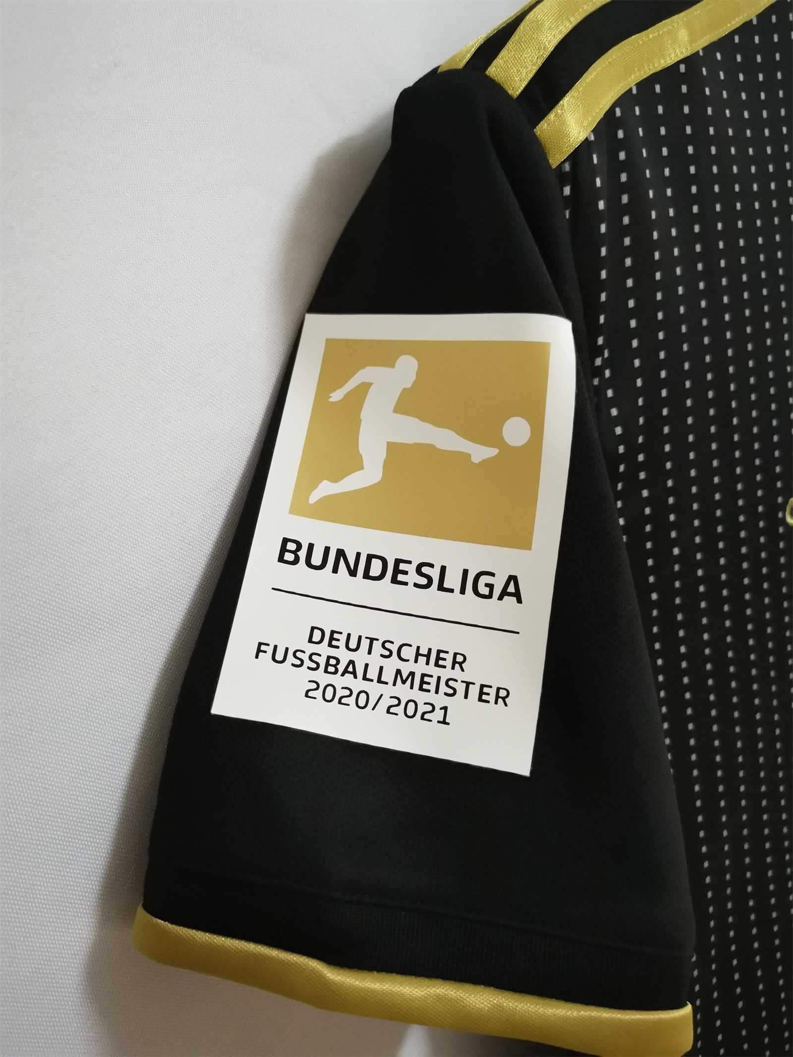 Bayern Munich Retro Jersey Away Soccer Shirt 2021/22
