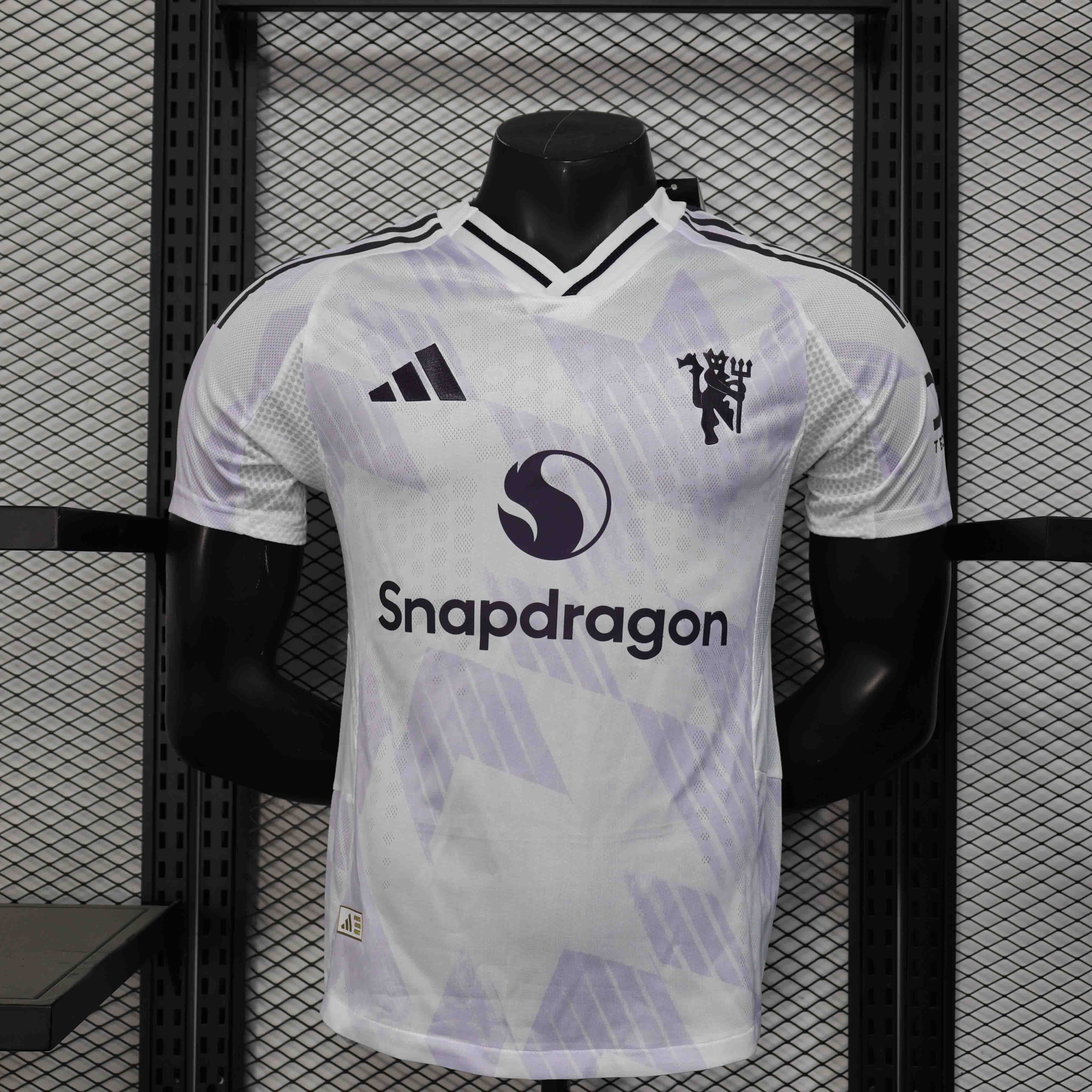 Manchester United  Away Jersey Shirt 2025/26
