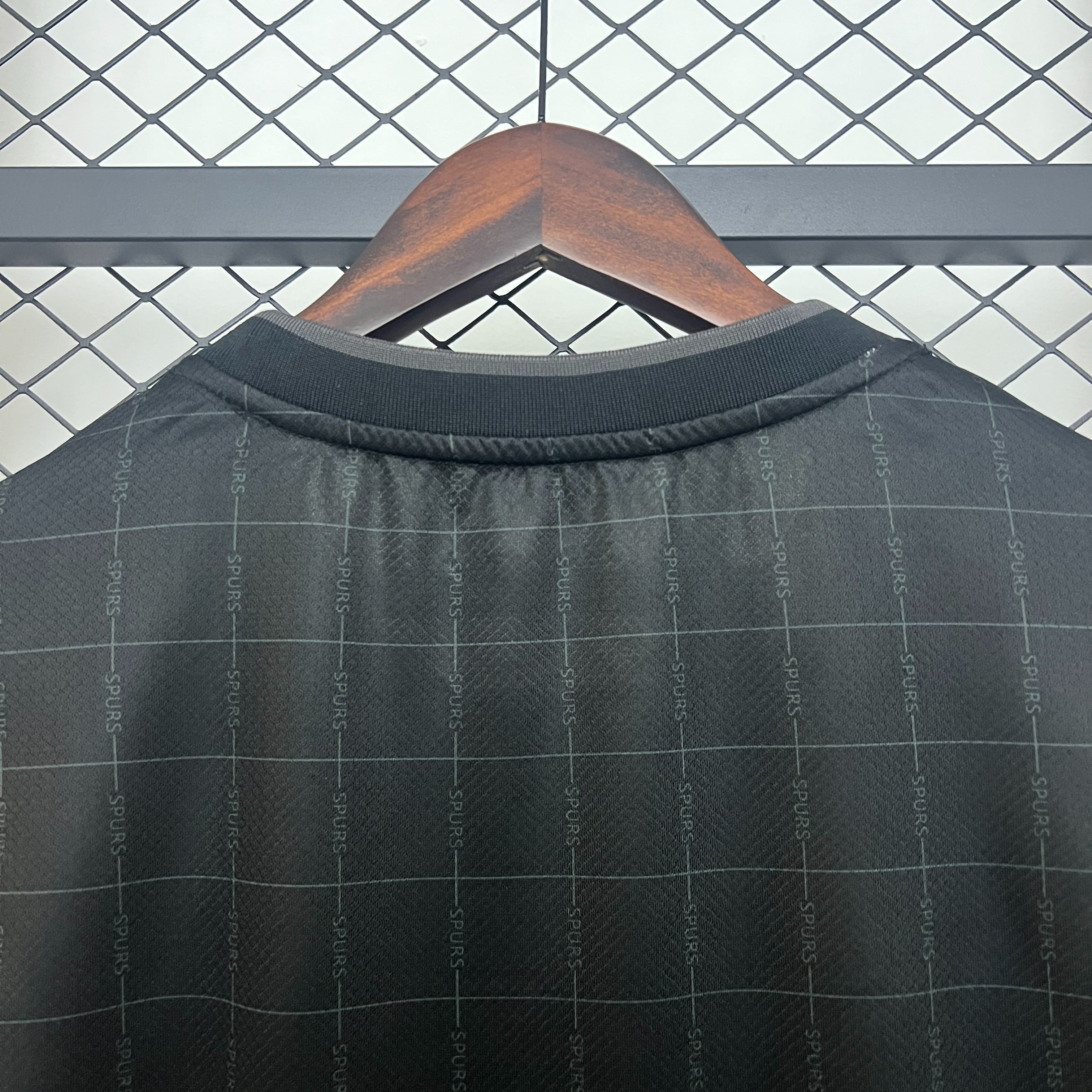 Tottenham Hotspur Football Jersey Away Custom Shirt 2025/26