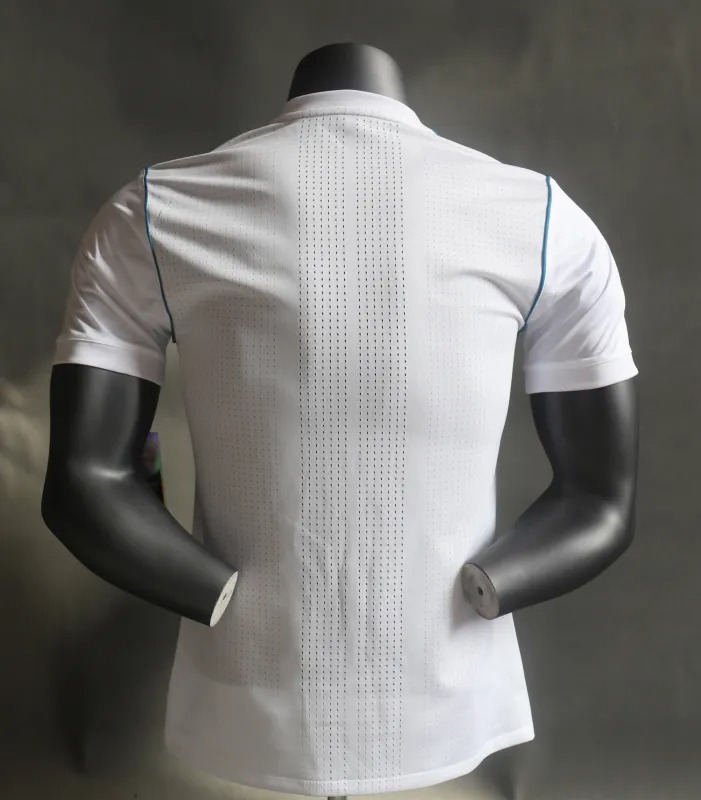 Real Madrid Retro Jersey Home Soccer Shirt 2017/18
