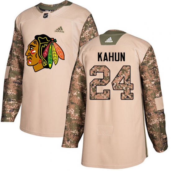 Men's Adidas Chicago Blackhawks #24 Dominik Kahun Camo Authentic 2017 Veterans Day Stitched NHL Jersey - Ujersey