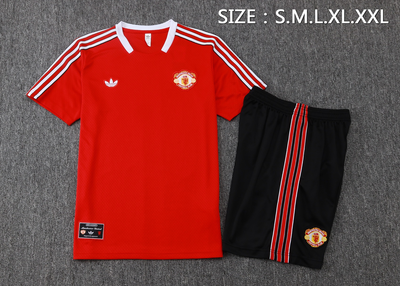 Manchester United Training Jersey Kit Red 2025/26