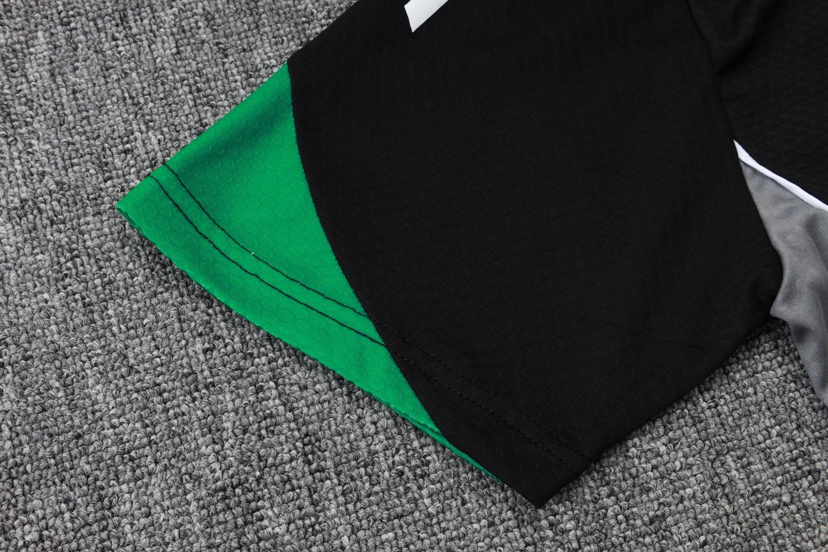 Arsenal Training Jersey Kit Black 2025/26 - U-jersey