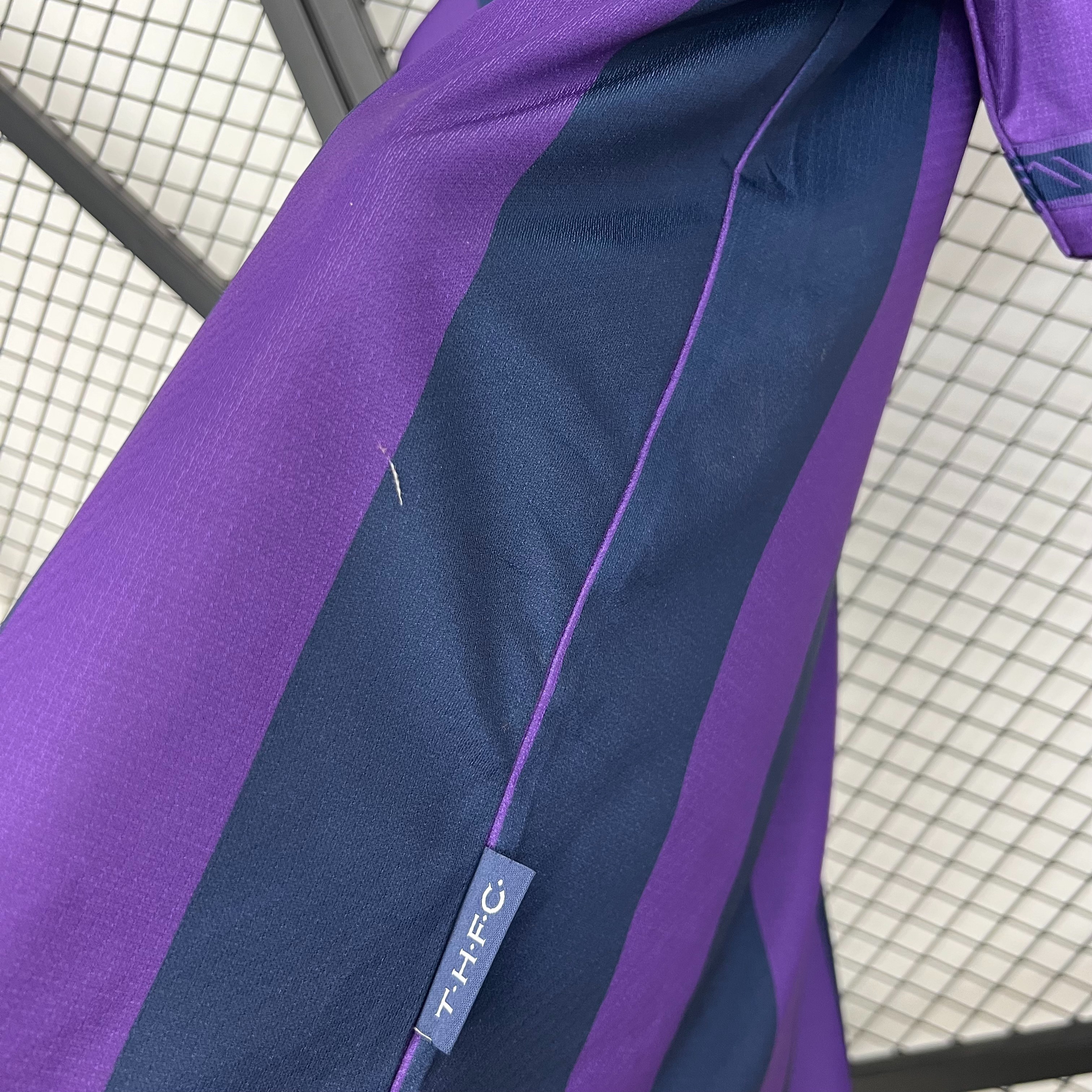 Tottenham Hotspur Retro Football Jersey Away Custom Shirt 1995/97 - Ujersey NHL