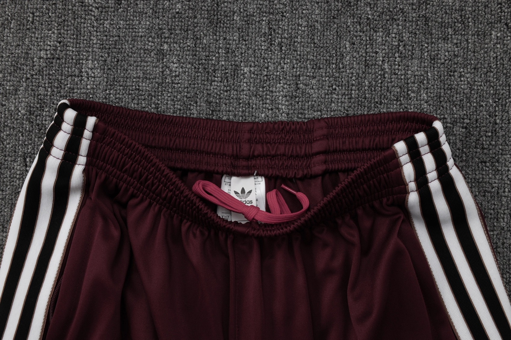 Ajax Training Jersey Kit Red 2025/26 - Ujersey NHL