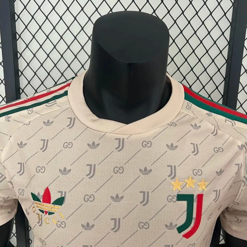 Juventus Soccer Jersey x Gucci Special Edition Shirt 2024/25 - U-jersey