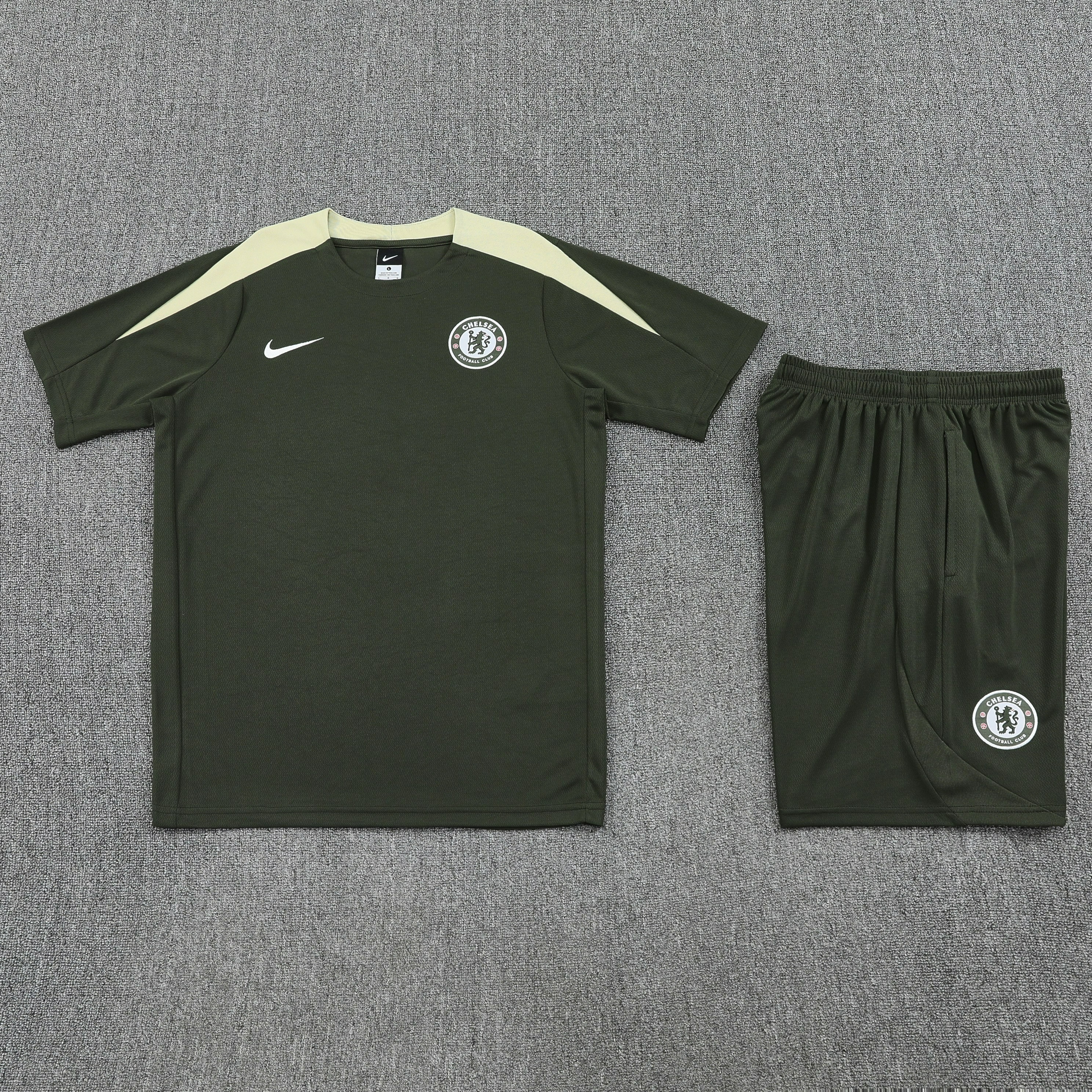 Chelsea Training Jersey Kit 2025/26 - U-jersey