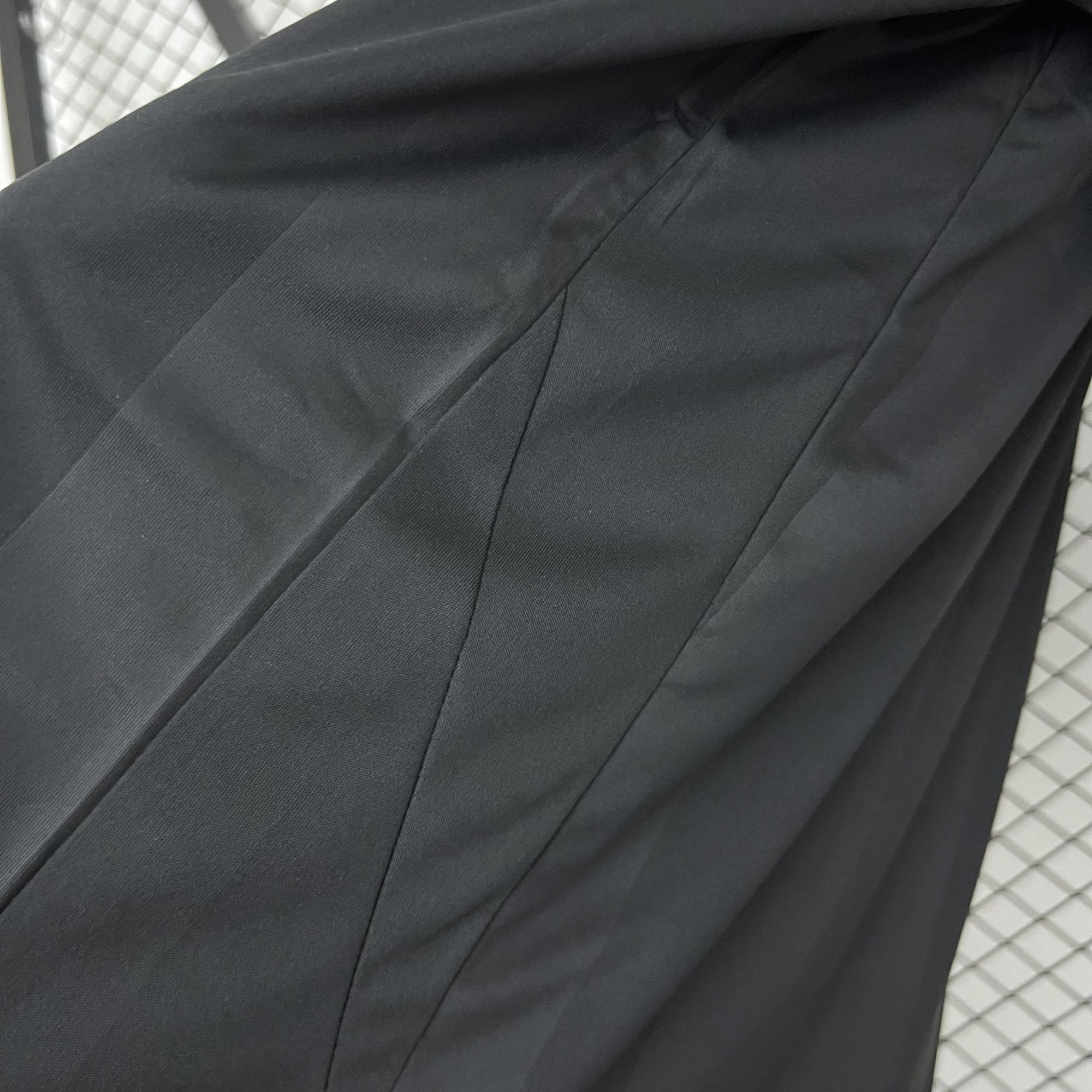 Real Madrid Football Jersey Black Goalkeeper Custom Shirt 2025/26 - Ujersey Shop