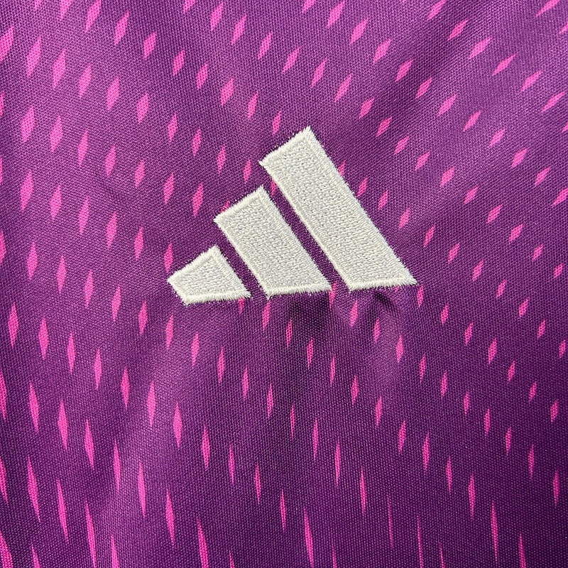 Real Madrid Football Jersey Goalkeeper Custom Shirt 2025/26 - Ujersey