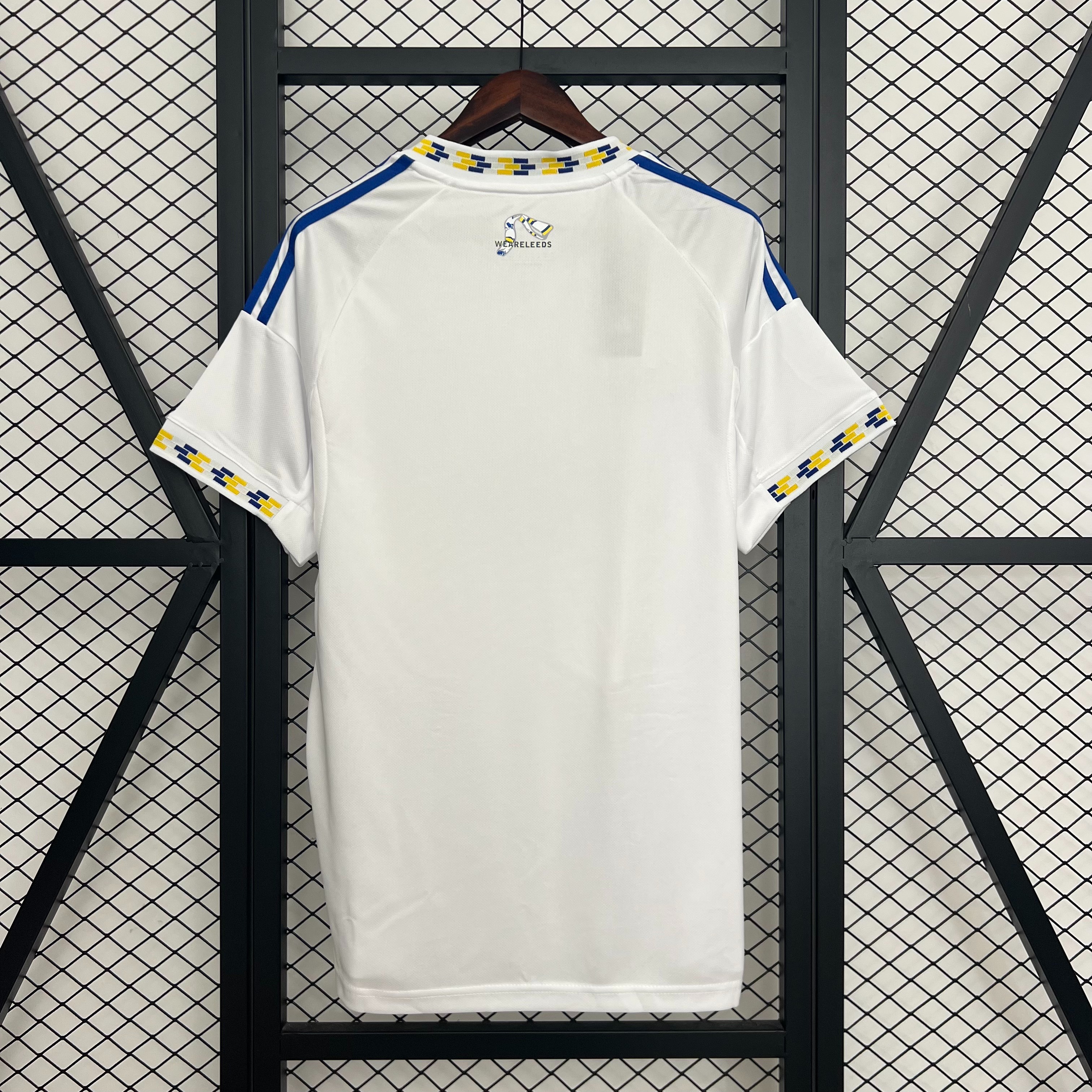 Leeds United Football Jersey Home Custom Shirt 2025/26 - Ujersey Shop