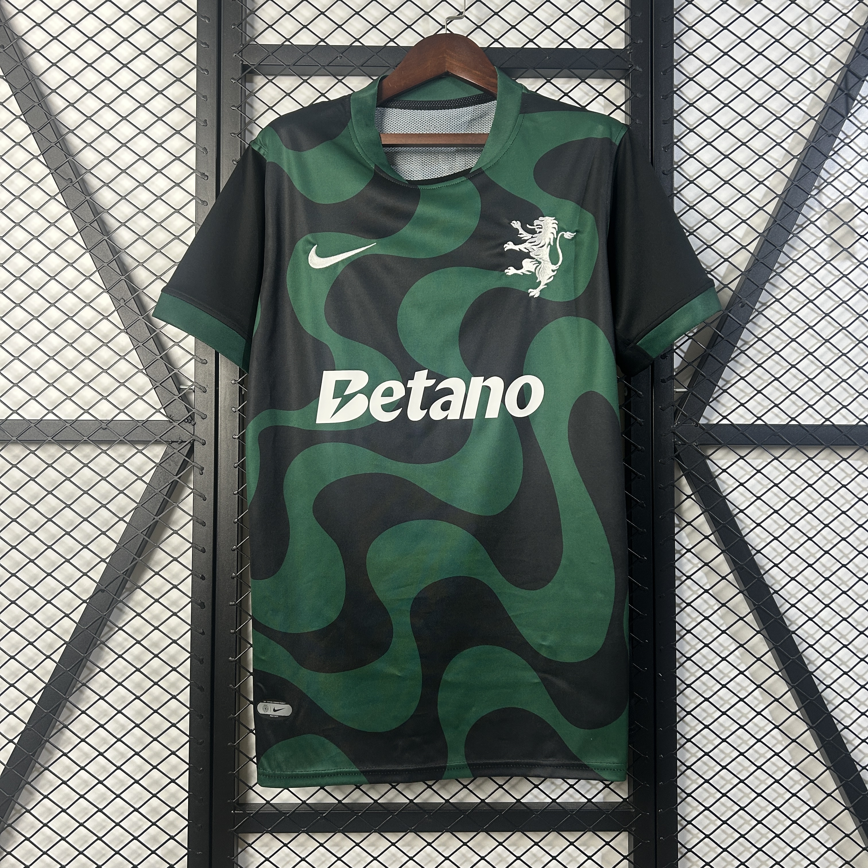 Sporting CP Soccer Jersey Fifth Away Custom Shirt 2025/26 - Ujersey