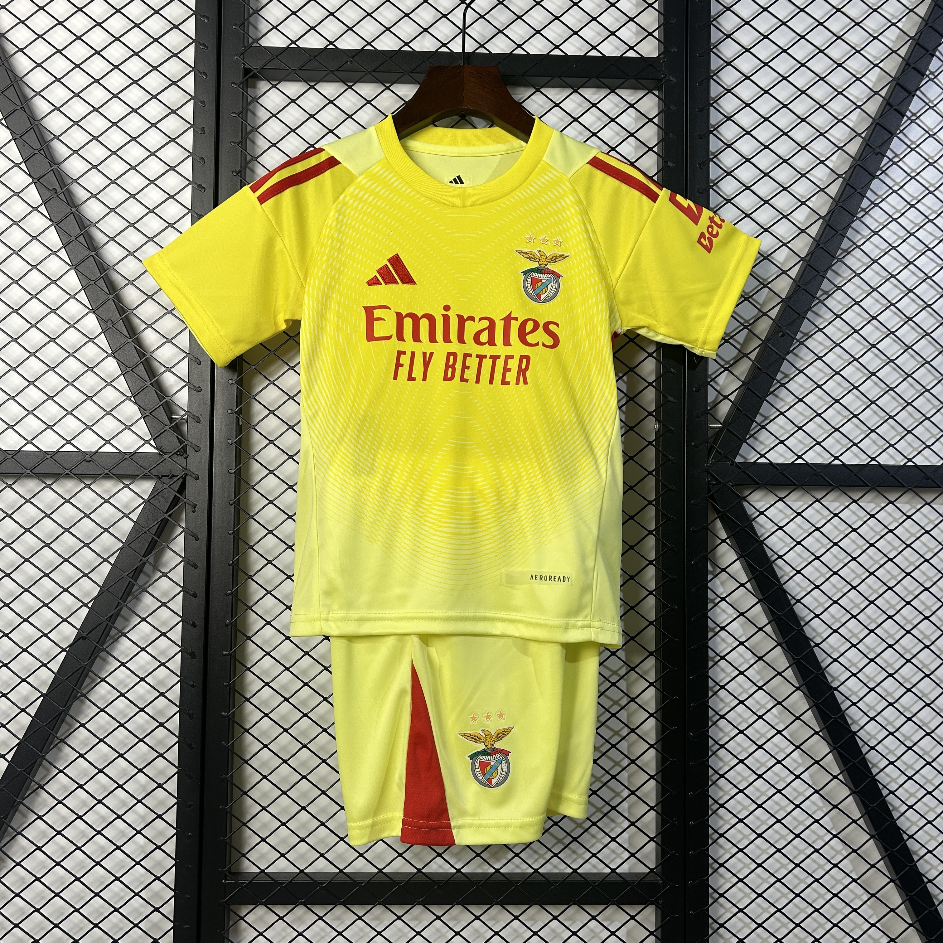 Benfica Soccer Jersey Goalkeeper Kids Kit Jersey+Shorts 2025/26 - U-jersey
