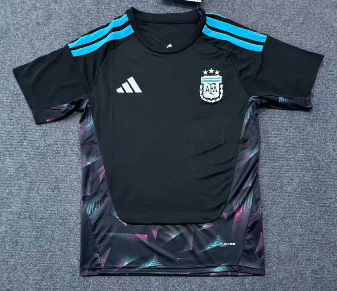 Argentina goalkeeper's football jersey 2026/2027 - U-jersey