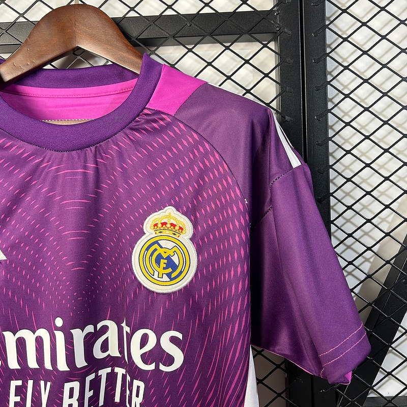Real Madrid Football Jersey Goalkeeper Custom Shirt 2025/26