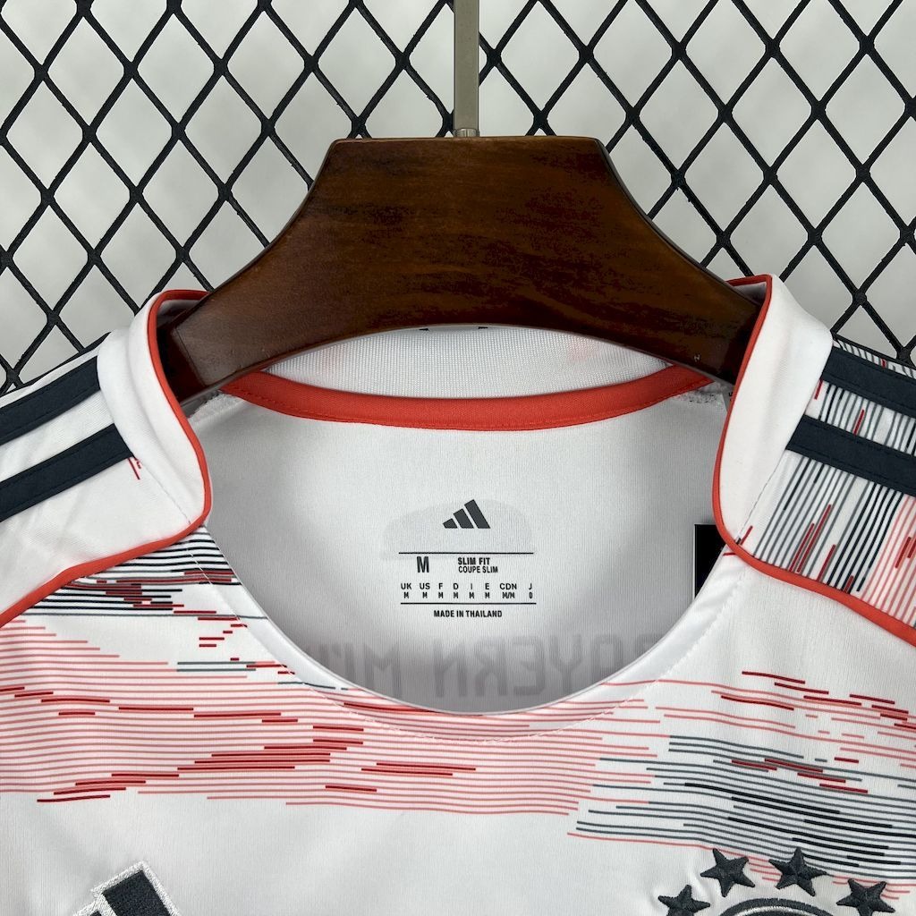 Bayern Munich Soccer Jersey Away Women's Shirt 2025/26 - U-jersey