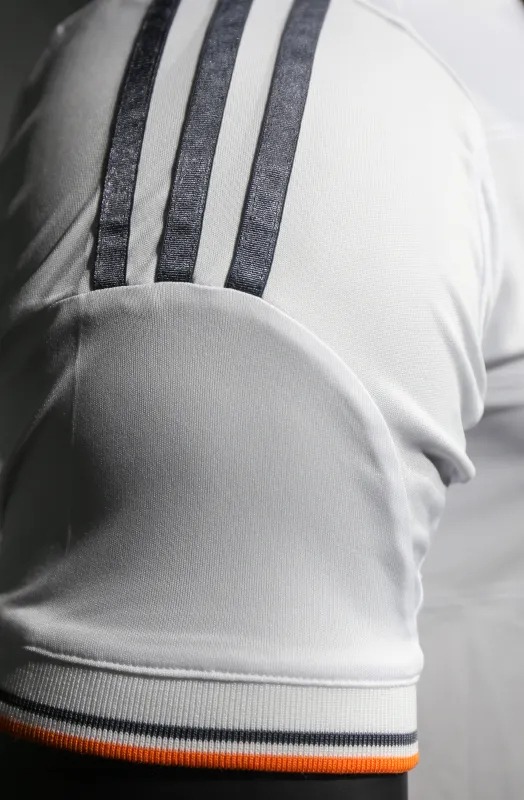 Real Madrid Retro Jersey Home Soccer Shirt 2013/14