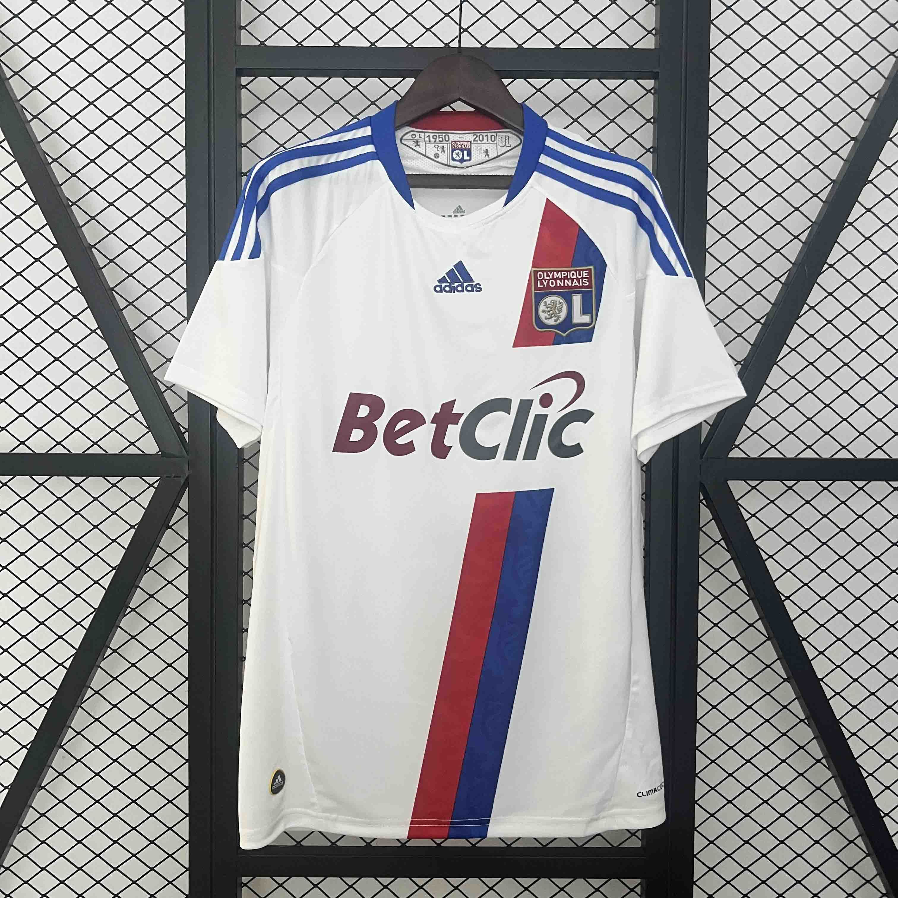 Olympique Lyonnais Retro Football Jersey Home Custom Shirt 2010-11 - ujerseystore