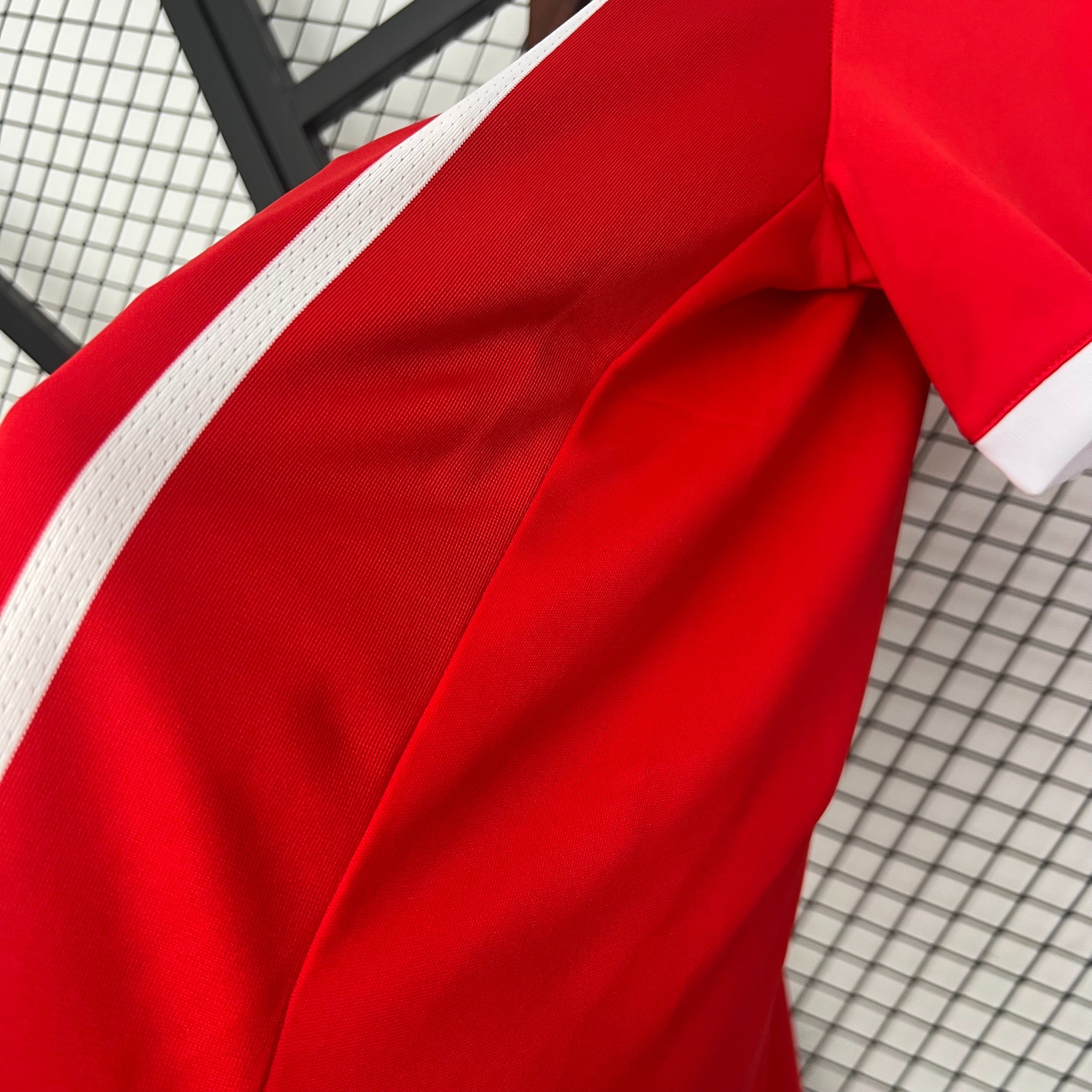 Bayern Munich Retro Jersey Home Soccer Shirt 2017-2018 - Ujersey NHL