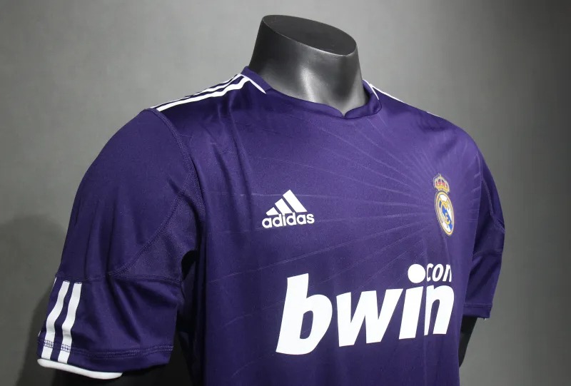 Real Madrid Retro Jersey Third Away Soccer Shirt 2010/11