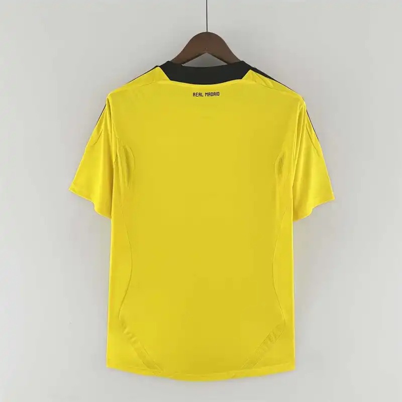 Real Madrid Retro Jersey Away Goalkeeper Yellow Soccer Custom Shirt 2011/12 - ujerseystore