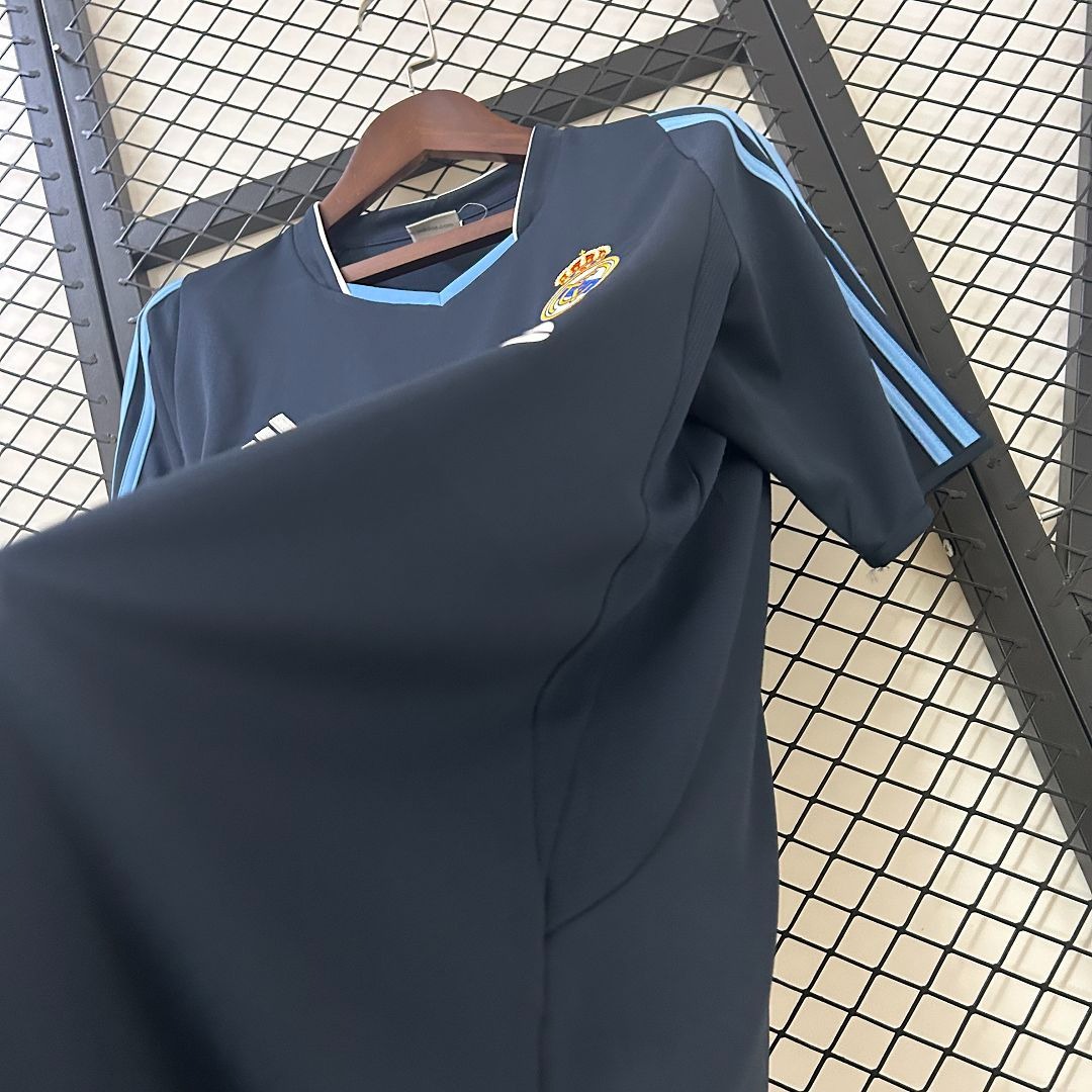 Real Madrid Retro Jersey Away Custom Soccer Shirt 2003/04 - ujerseystore