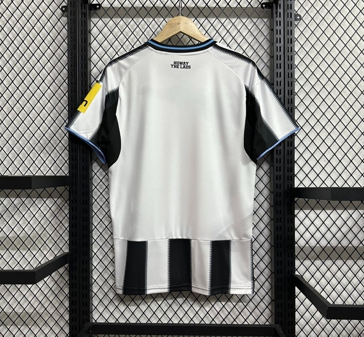 Newcastle United Football Jersey Home Custom Shirt 2025/26 - ujerseystore