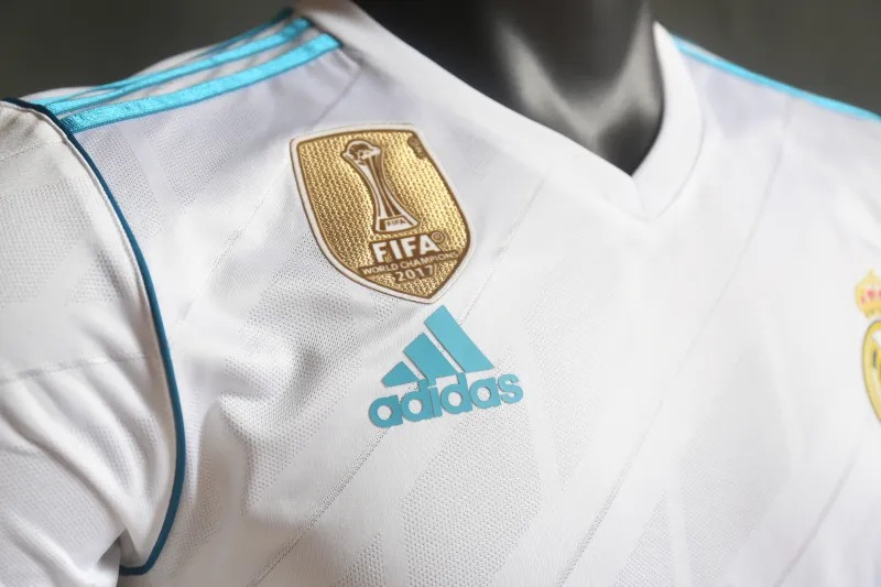 Real Madrid Retro Jersey Home Soccer Shirt 2017/18