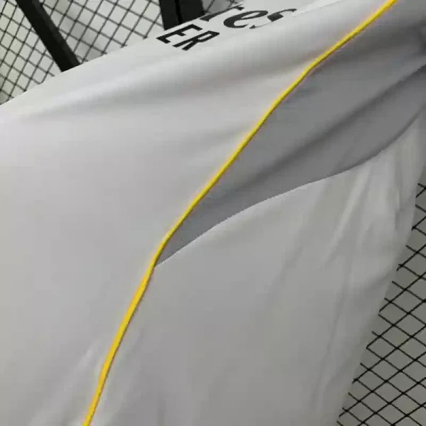 Real Madrid Home Women's Soccer Jersey 2025/26 - U-jersey