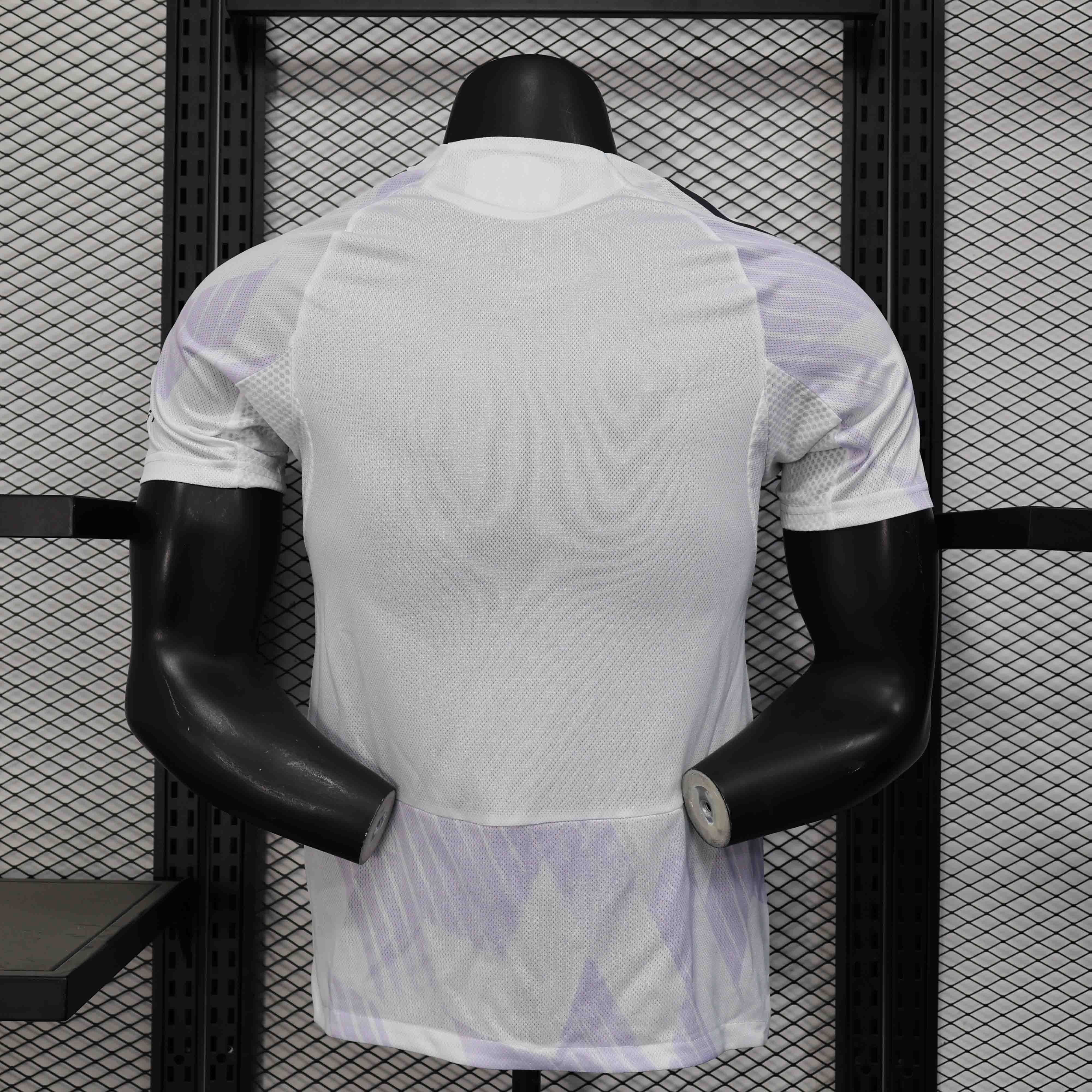 Manchester United  Away Jersey Shirt 2025/26
