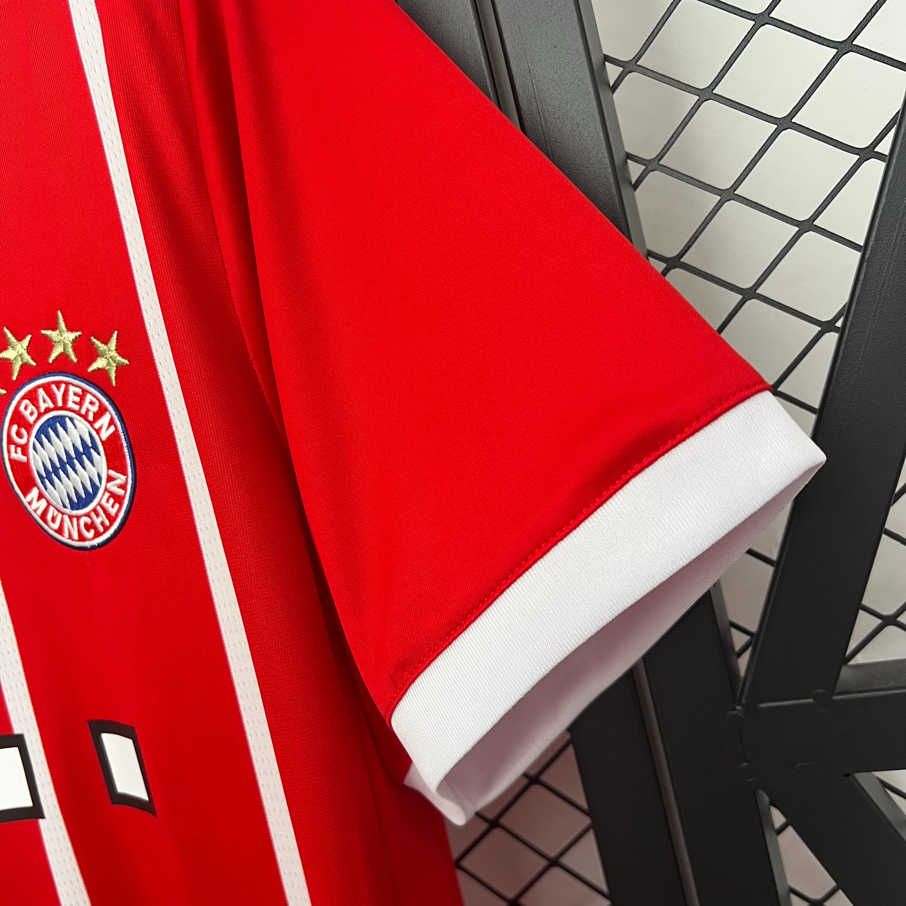 Bayern Munich Retro Jersey Home Soccer Shirt 2017-2018 - Ujersey NHL