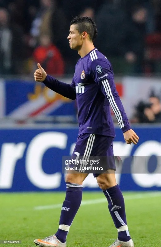 Real Madrid Retro Jersey Third Away Long Sleeve Soccer Shirt 2010/11