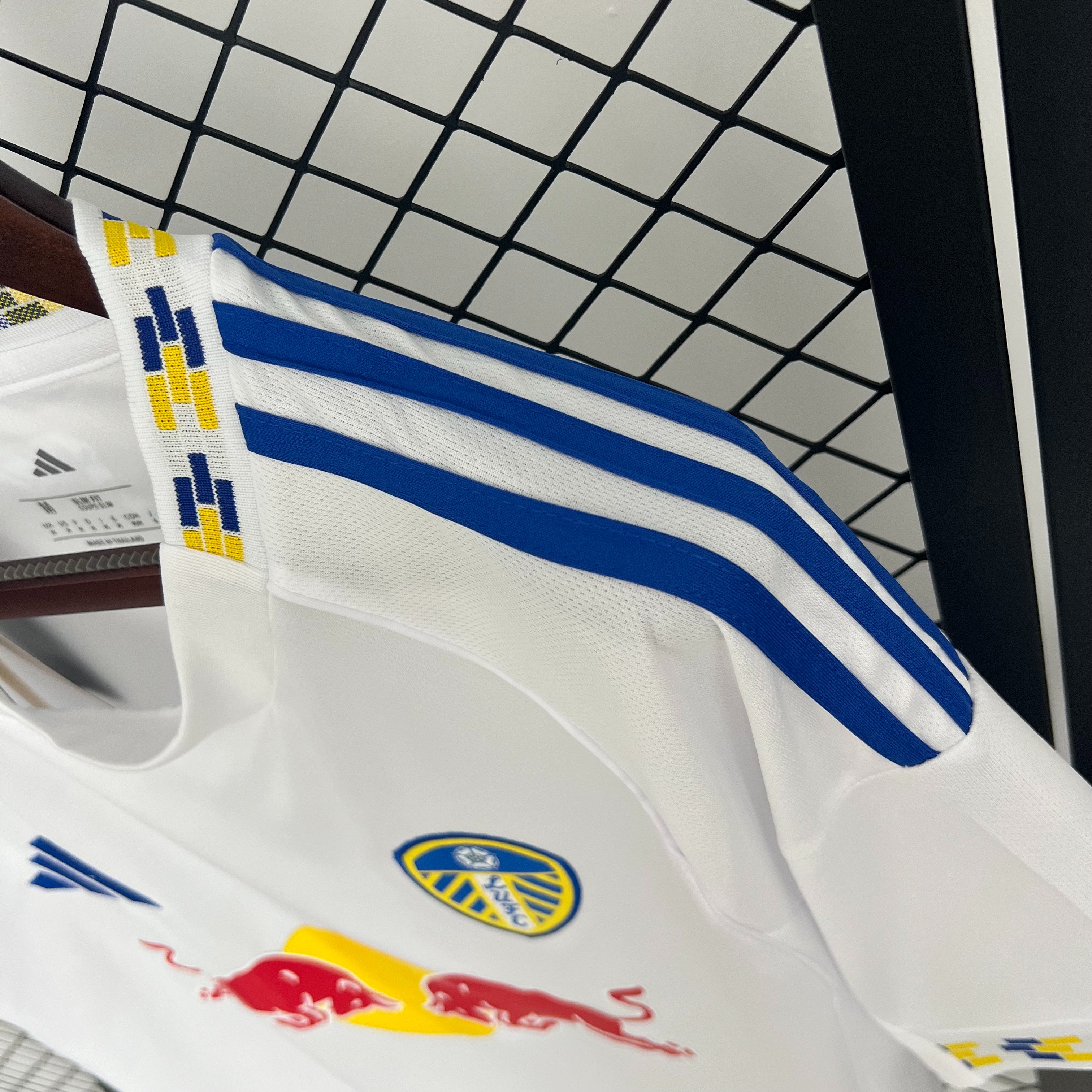 Leeds United Football Jersey Home Custom Shirt 2025/26 - ujerseystore