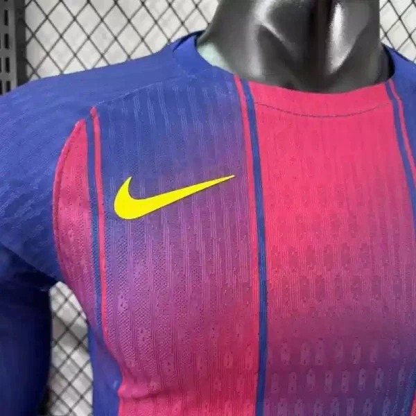 Soccer Jersey Barcelona Home x Travis Scott Long Sleeve Shirt 2025/26 - U-jersey